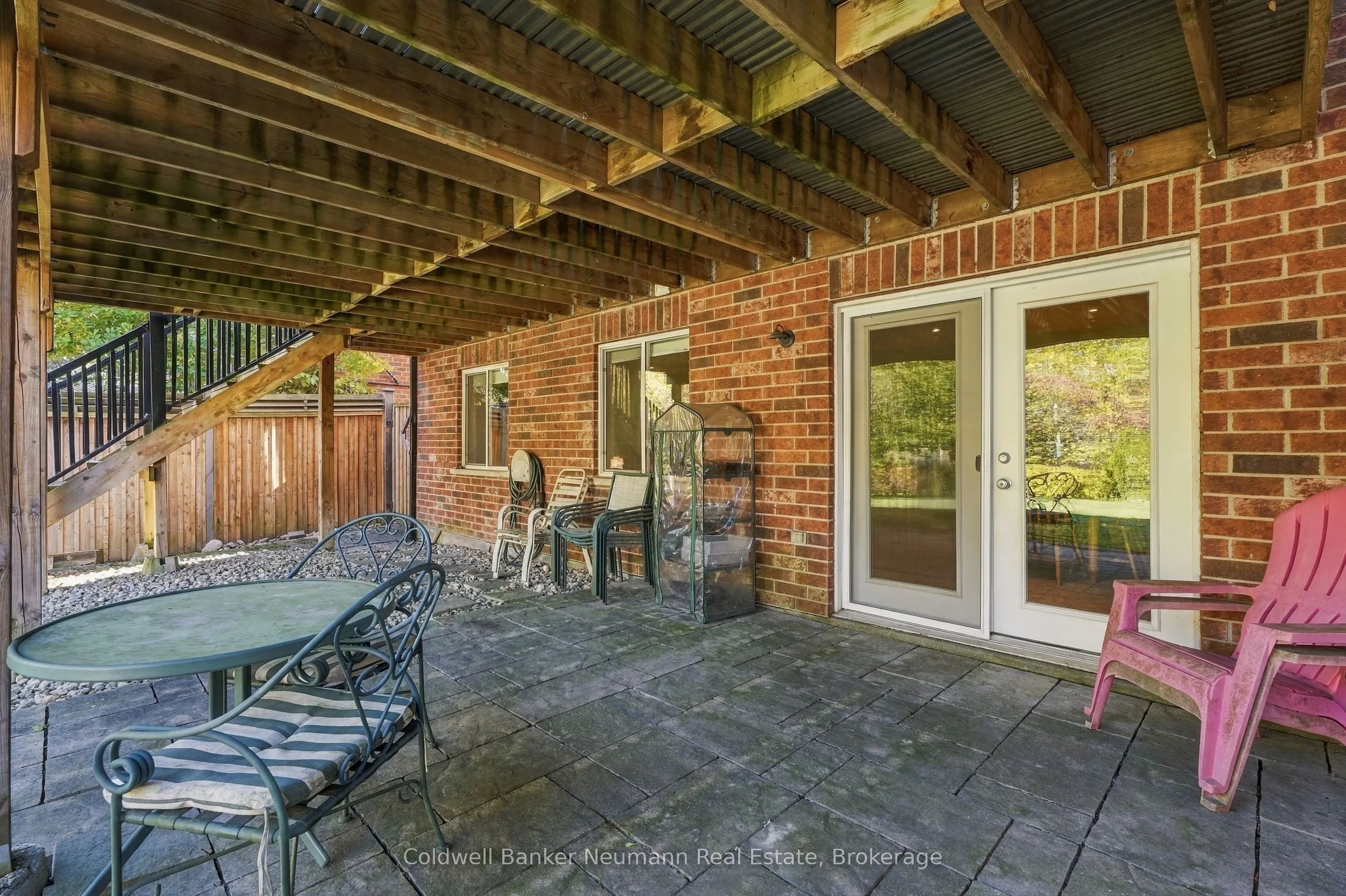 41 Creekside Drive