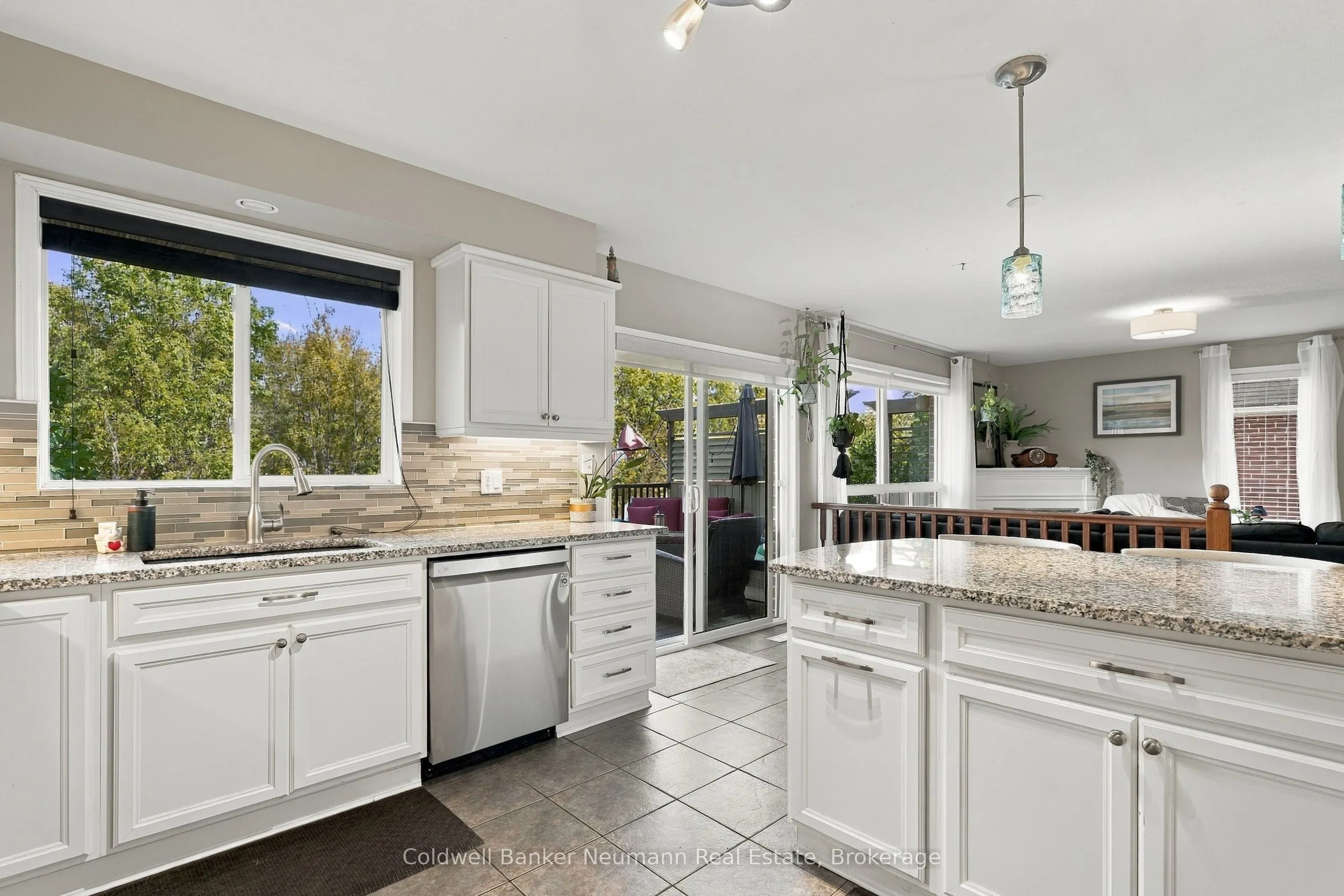 41 Creekside Drive