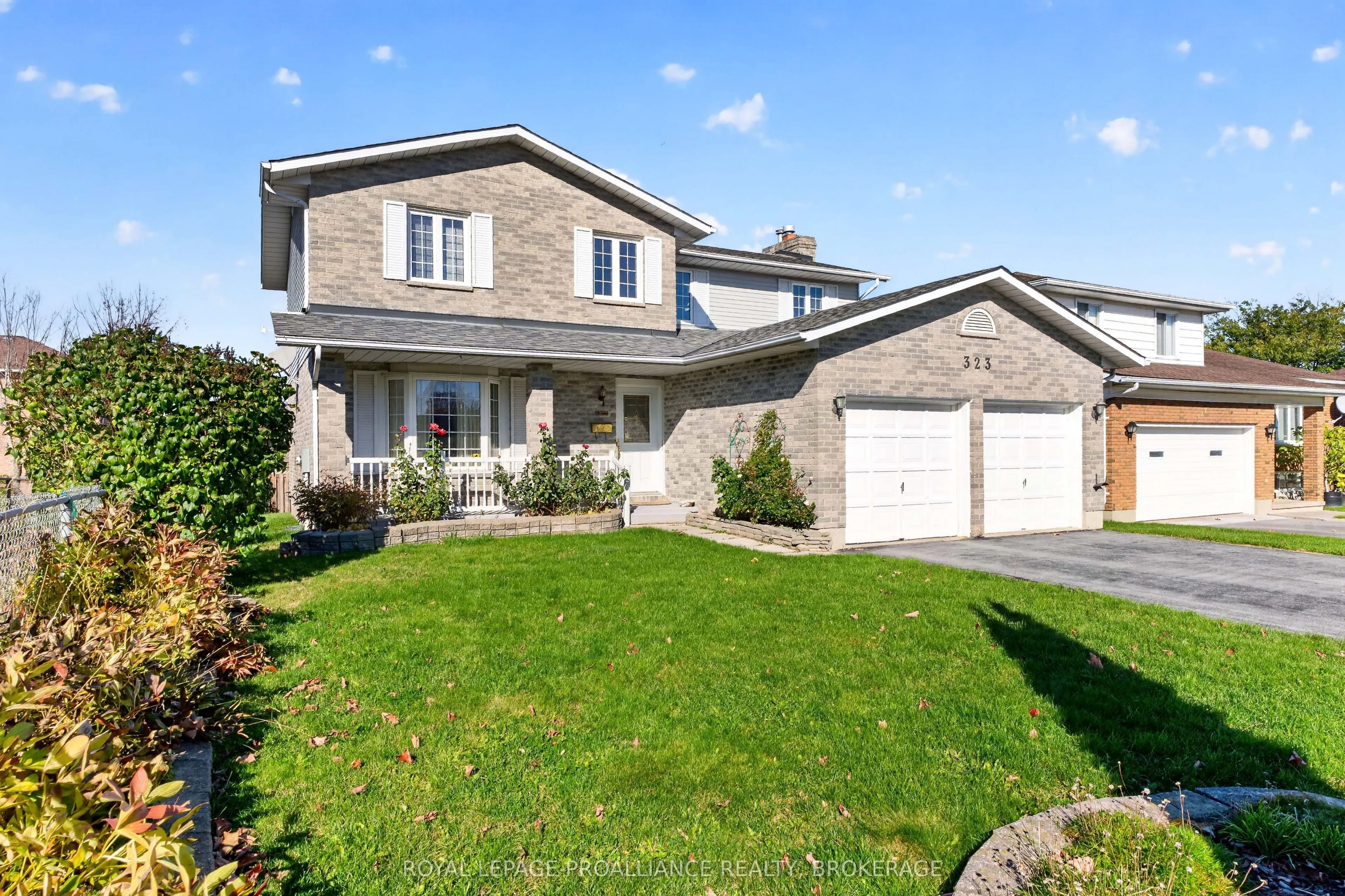 323 Sunrise Crescent