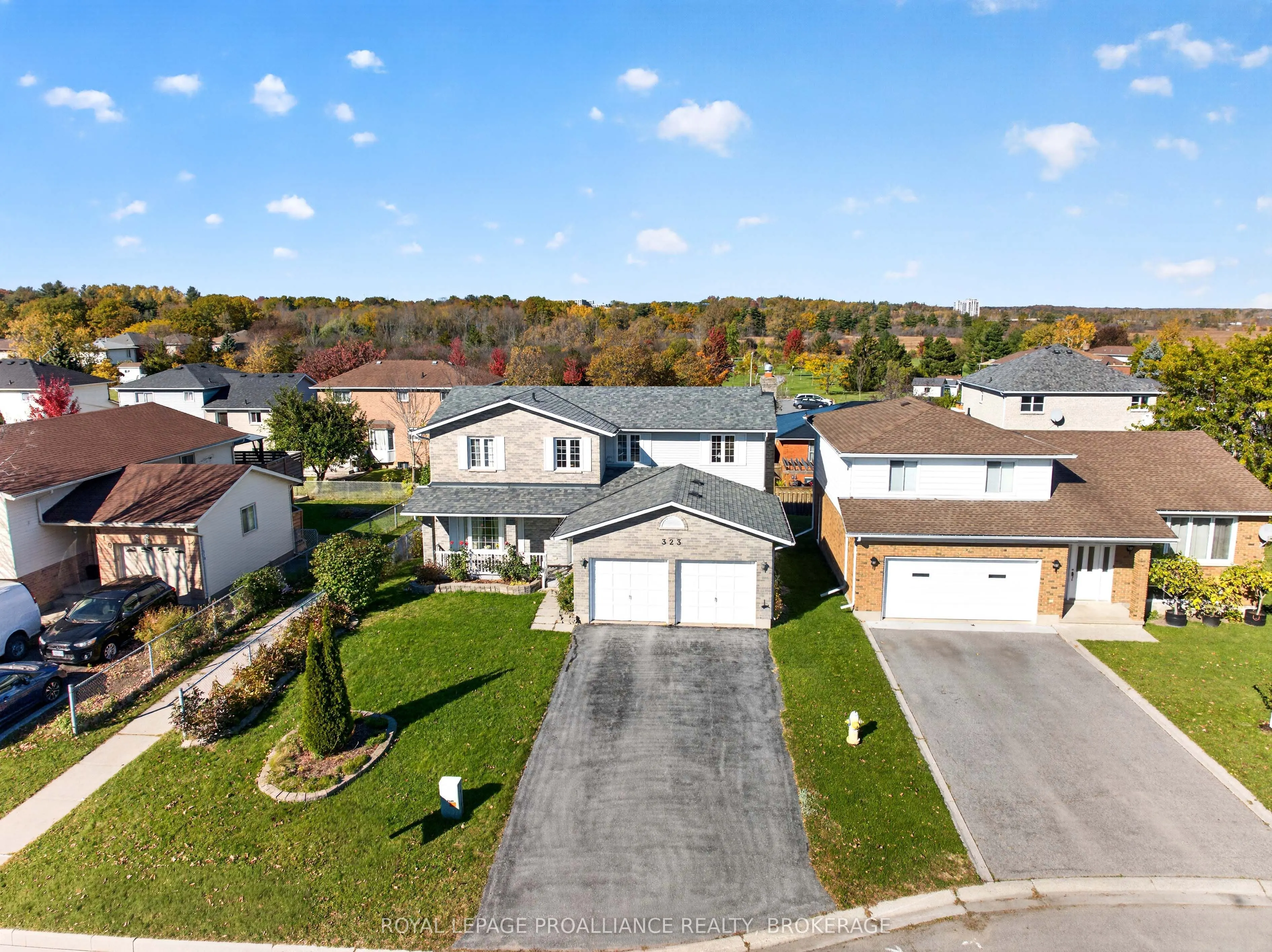 323 Sunrise Crescent