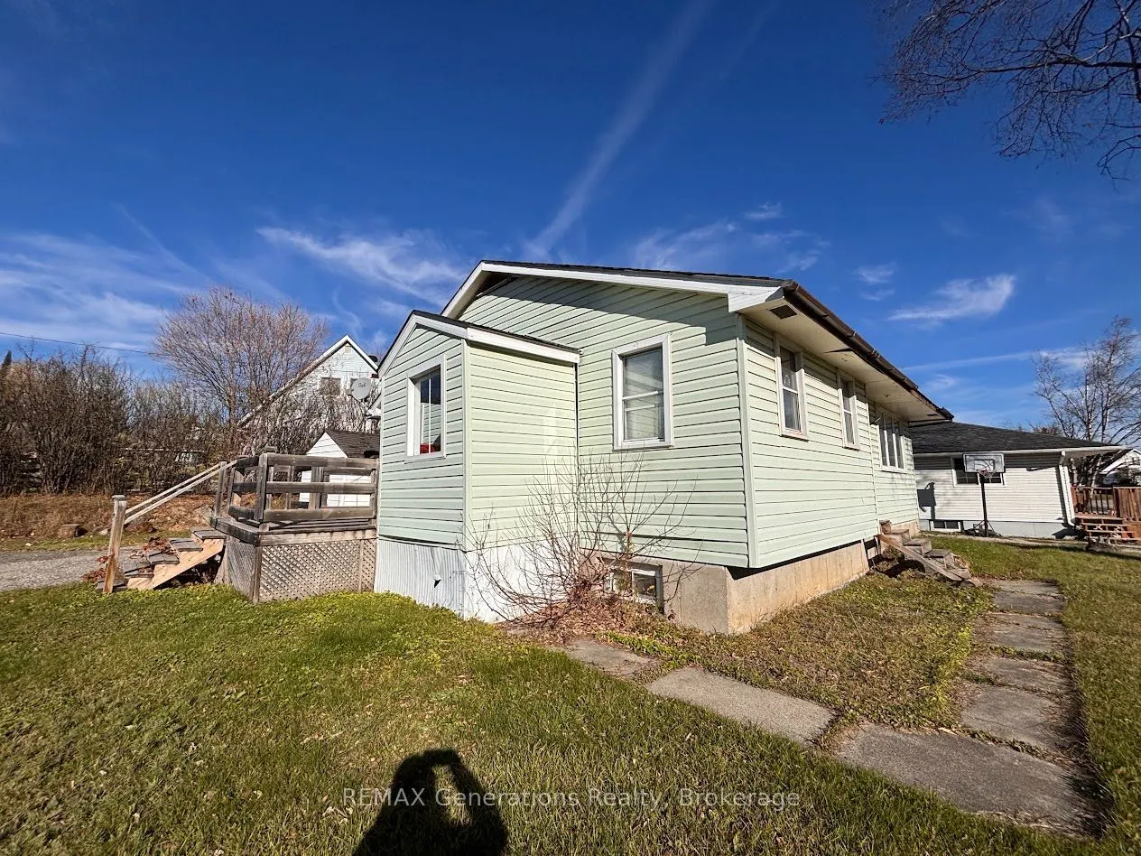 10 Adjala Avenue