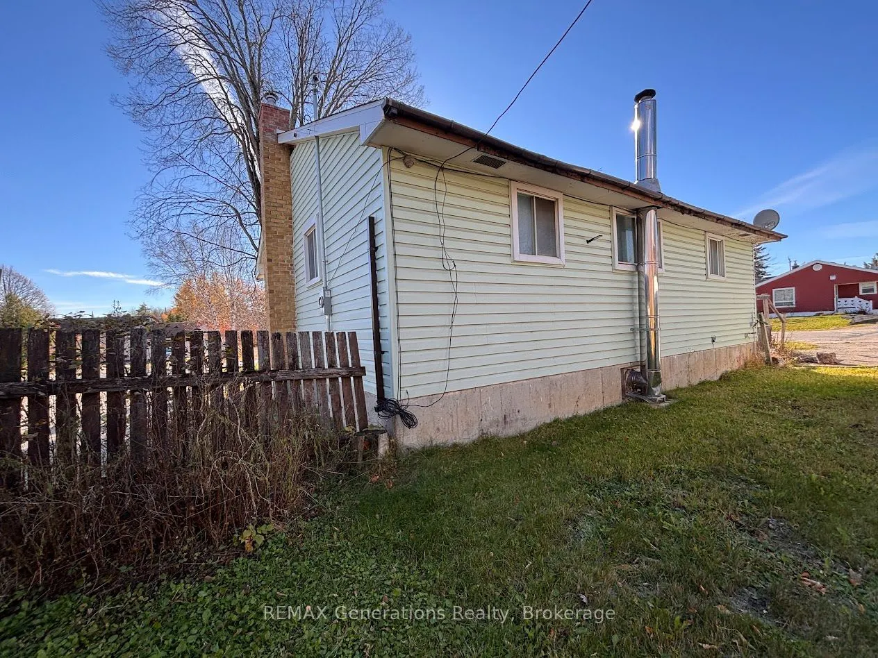 10 Adjala Avenue