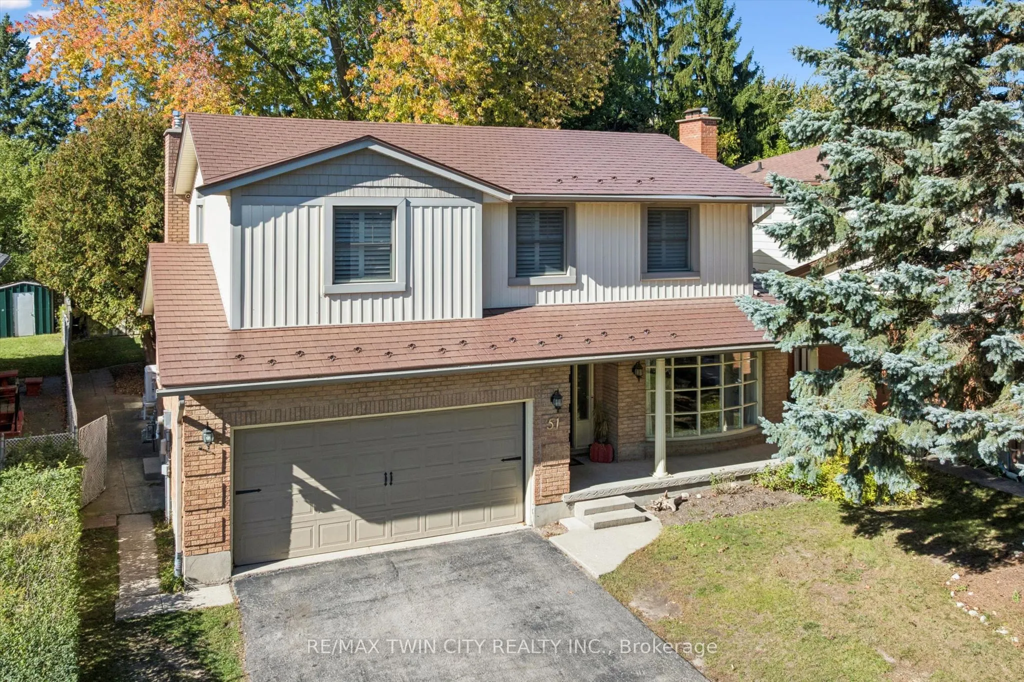 51 Cayley Court