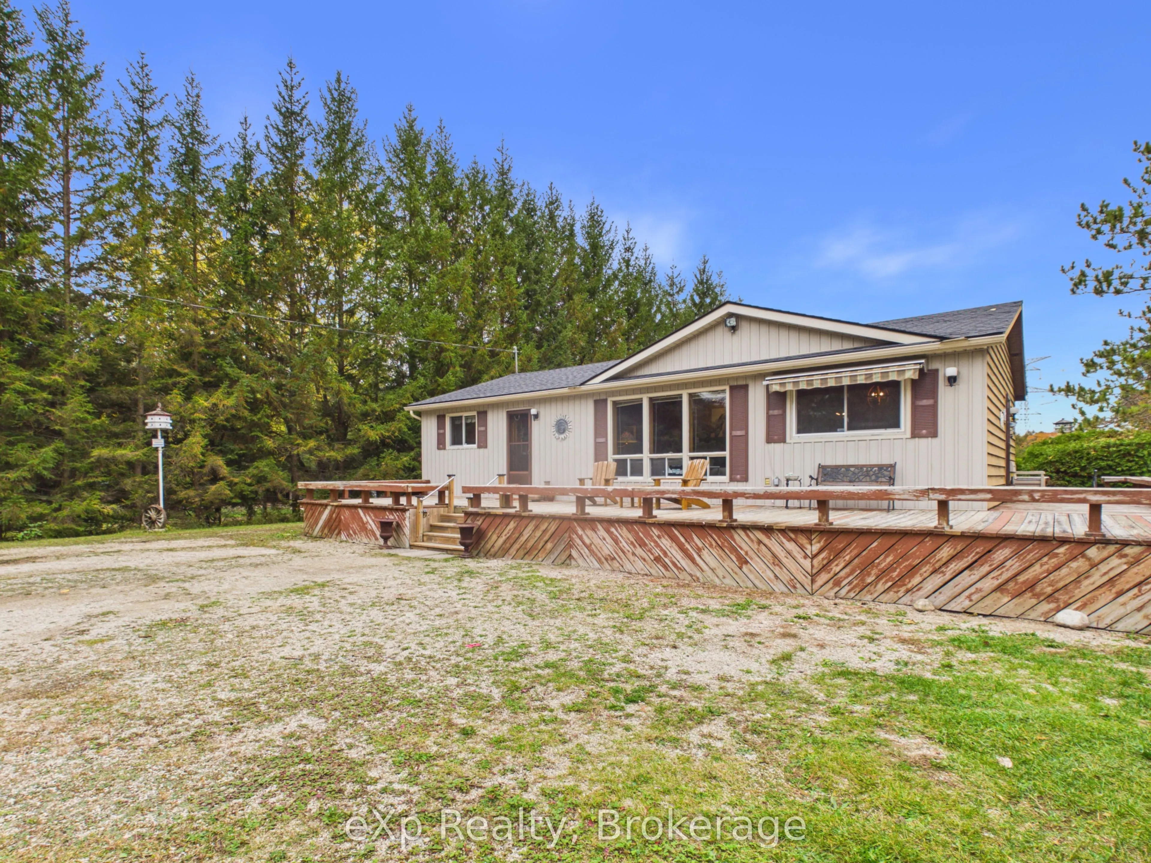 401771 grey road 4 Road
