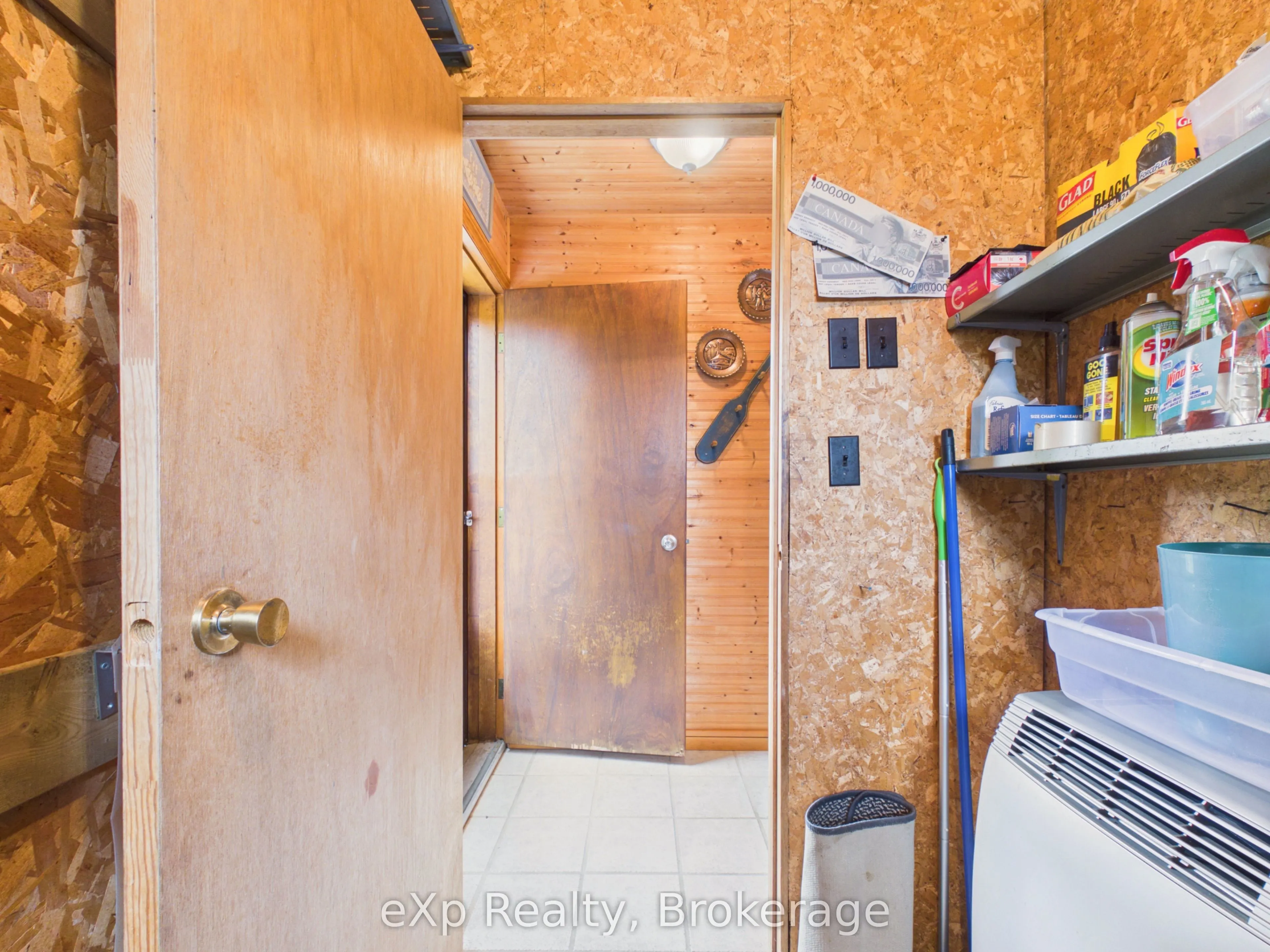 401771 grey road 4 Road