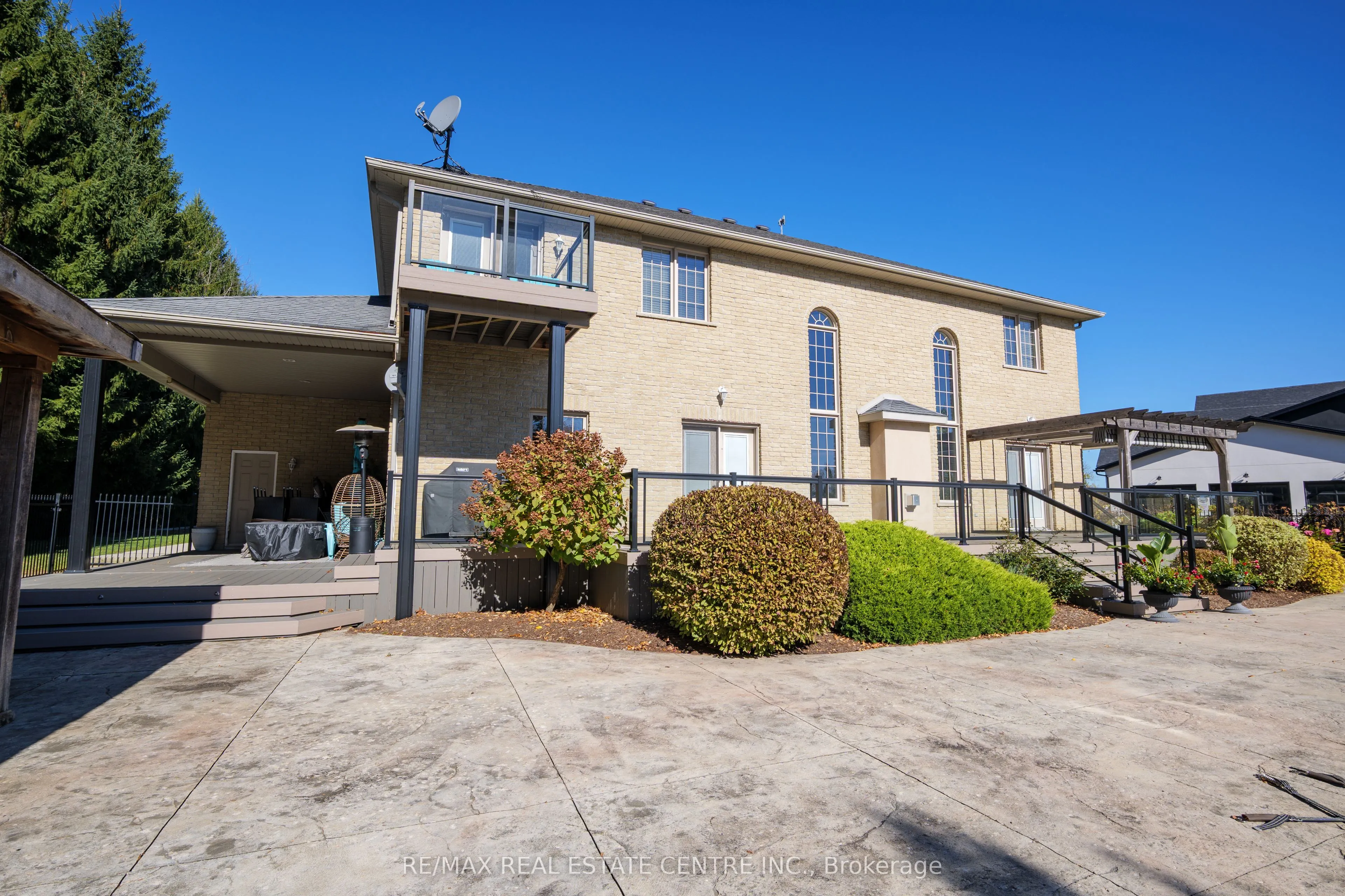 332 Scenic Drive