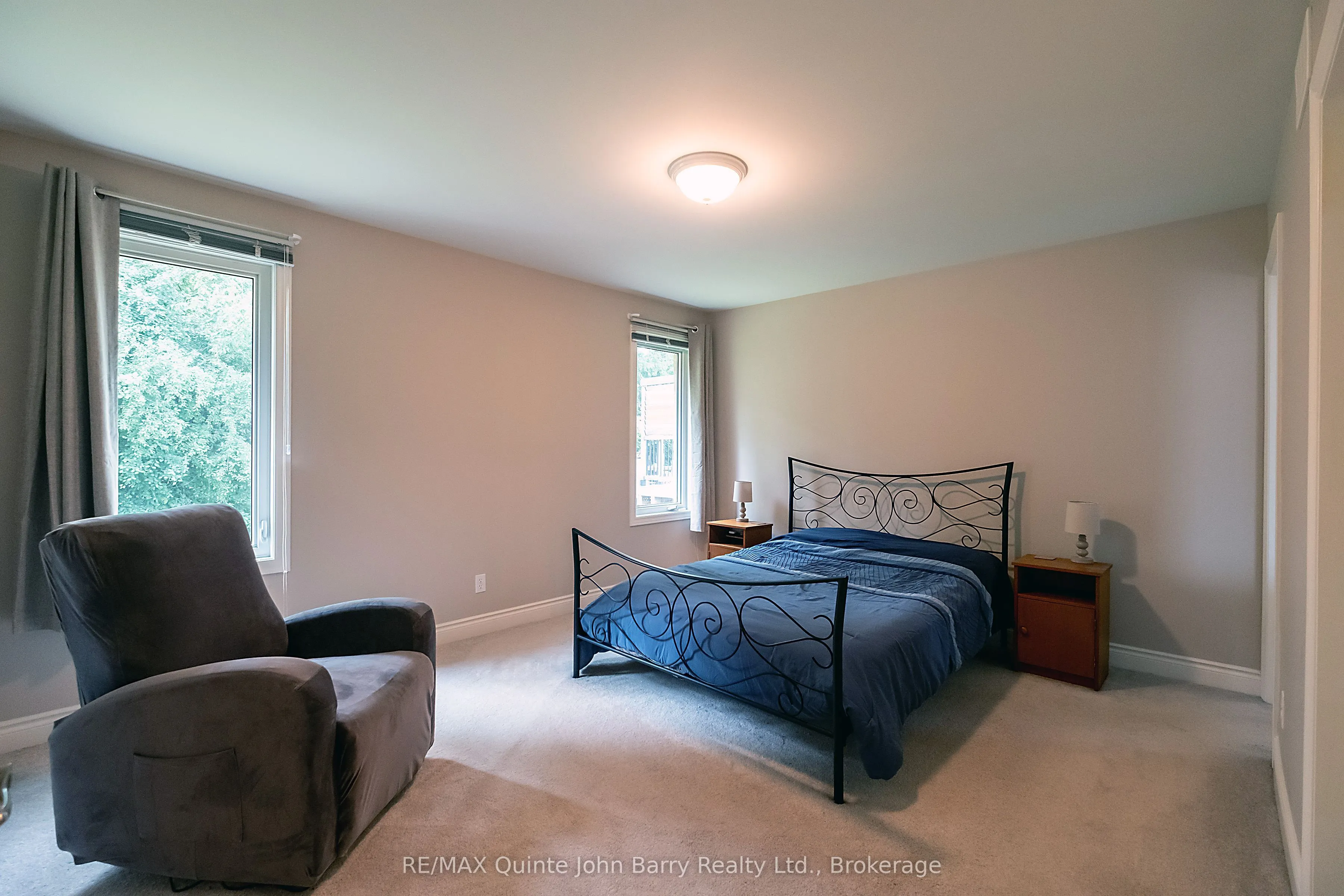 4 Algonquin Avenue