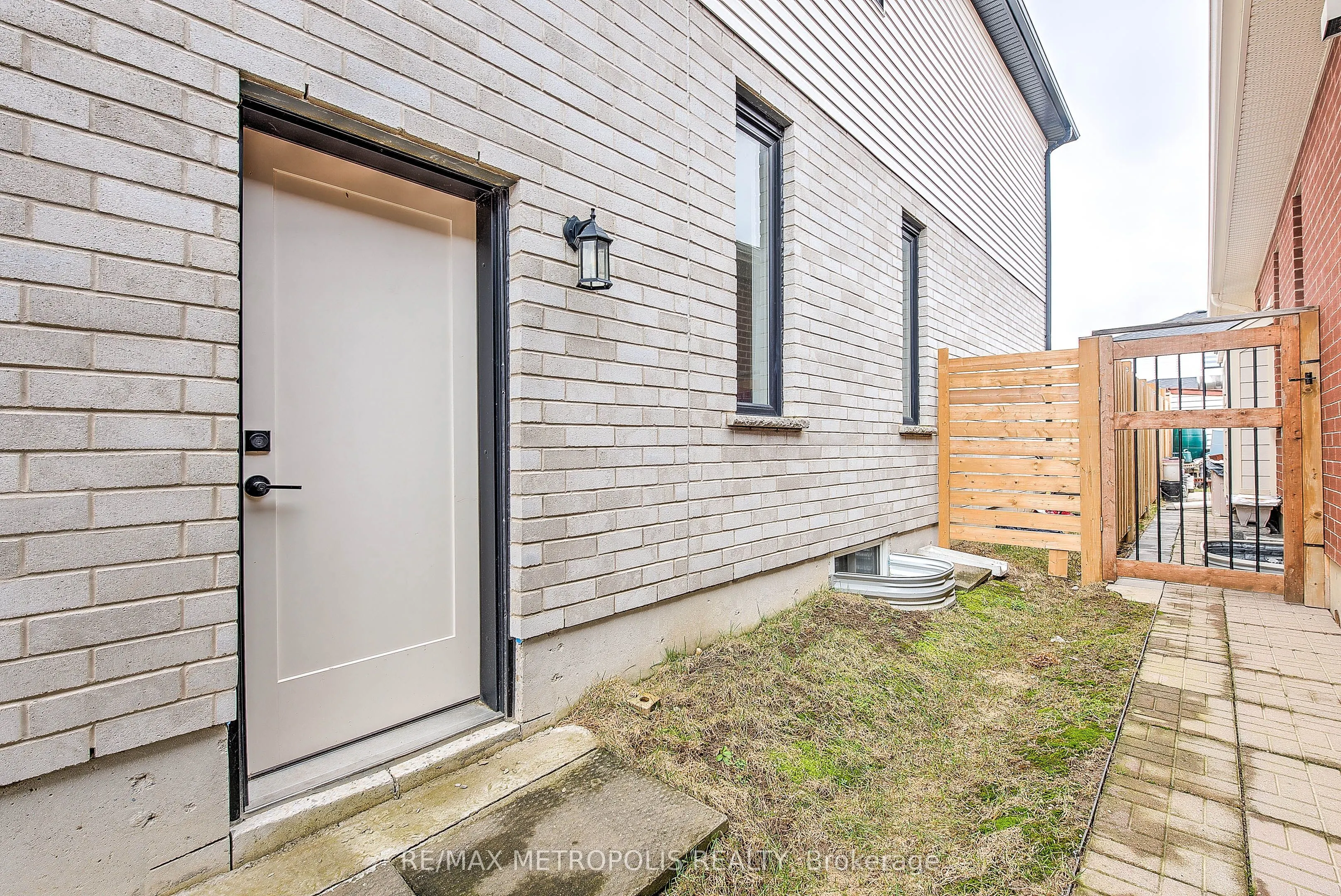 1480 Medway Park Drive