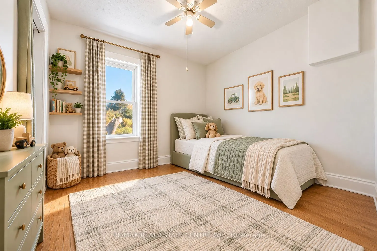301 Main Street W