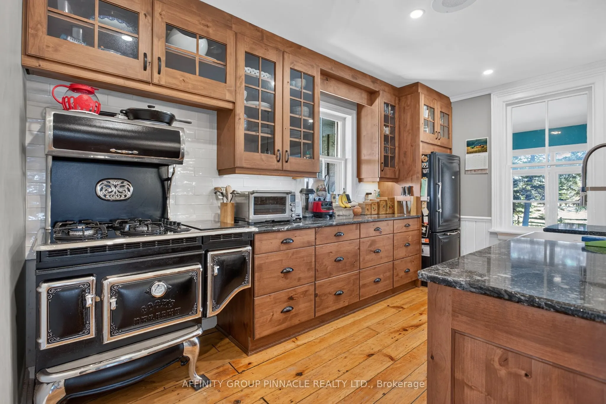 859 Eldon Road