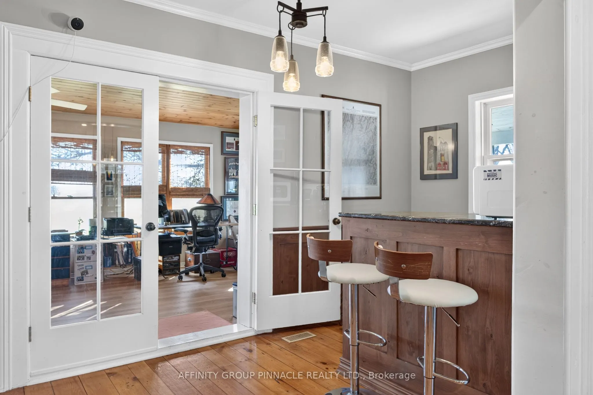 859 Eldon Road