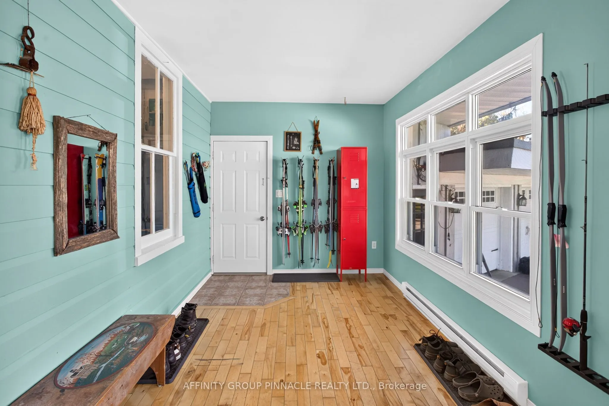 859 Eldon Road
