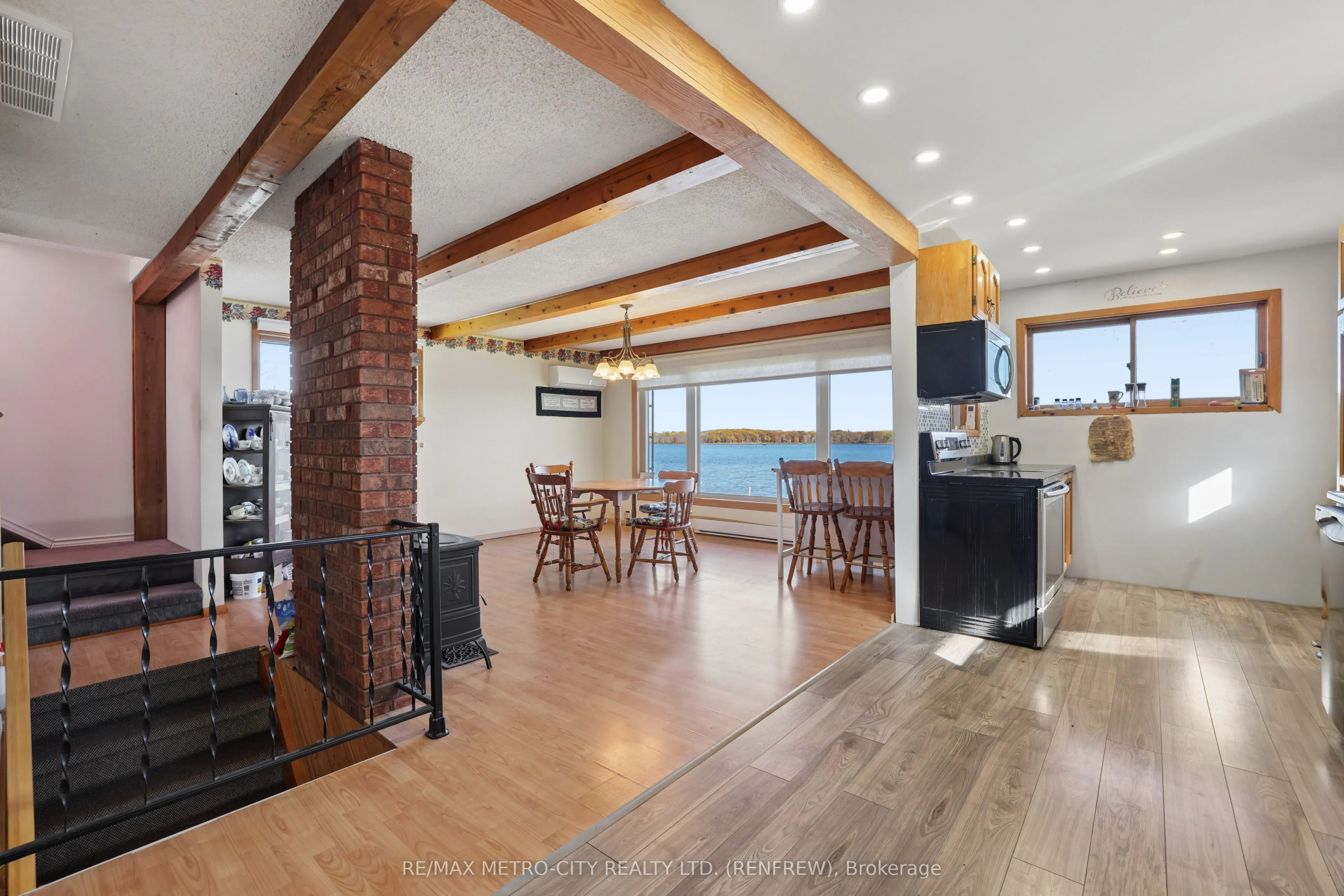 36 Grandview Lane