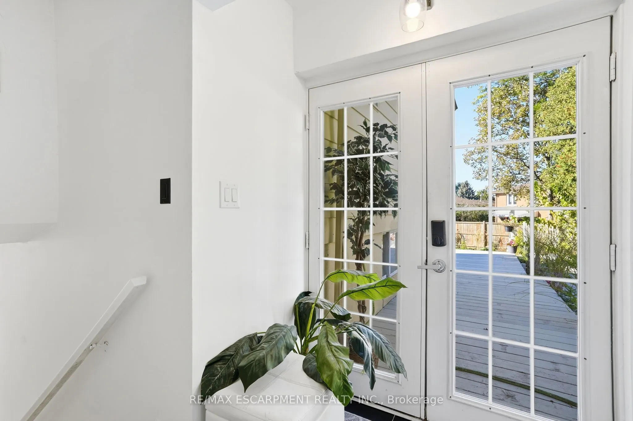 84 Elgar Avenue