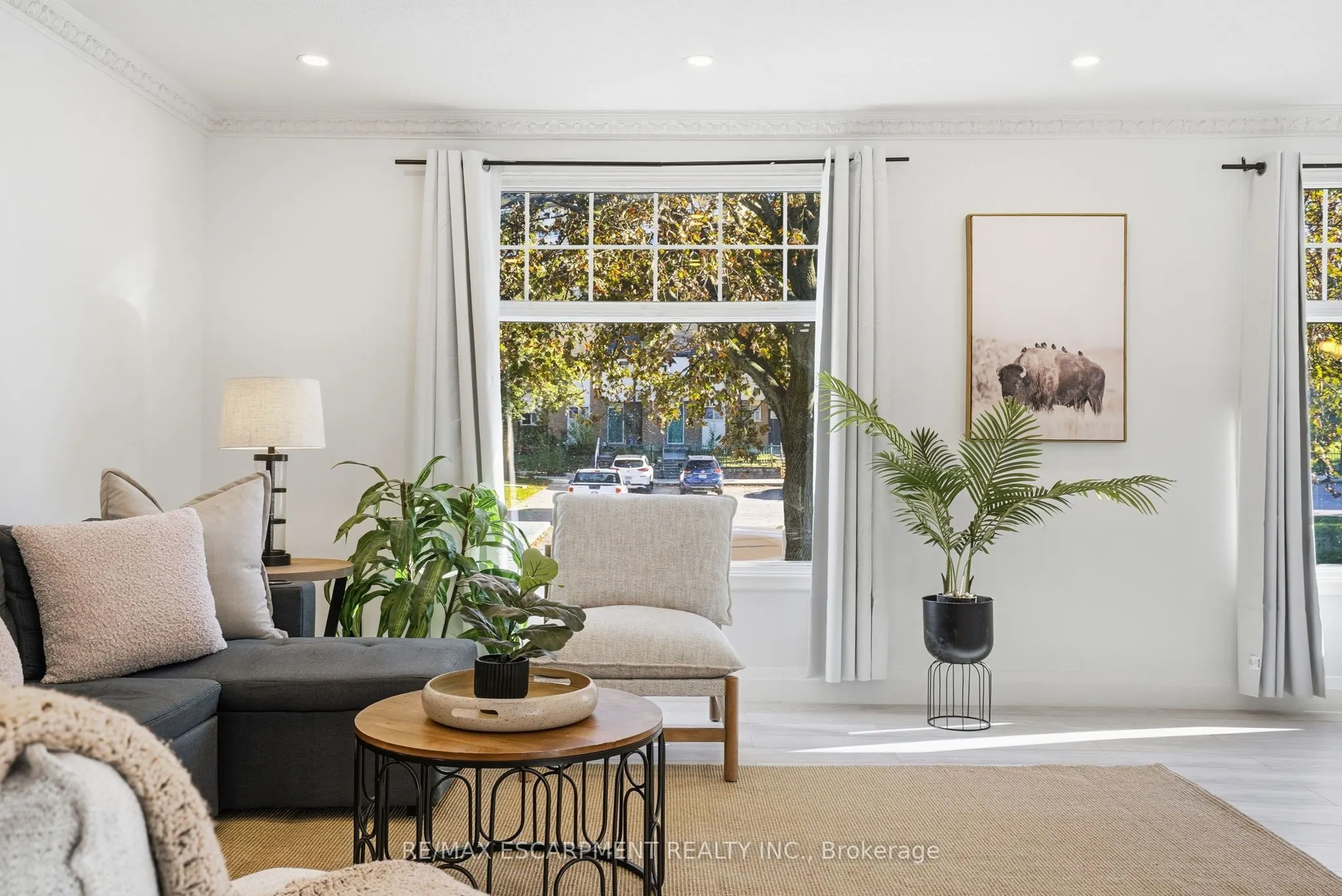 84 Elgar Avenue