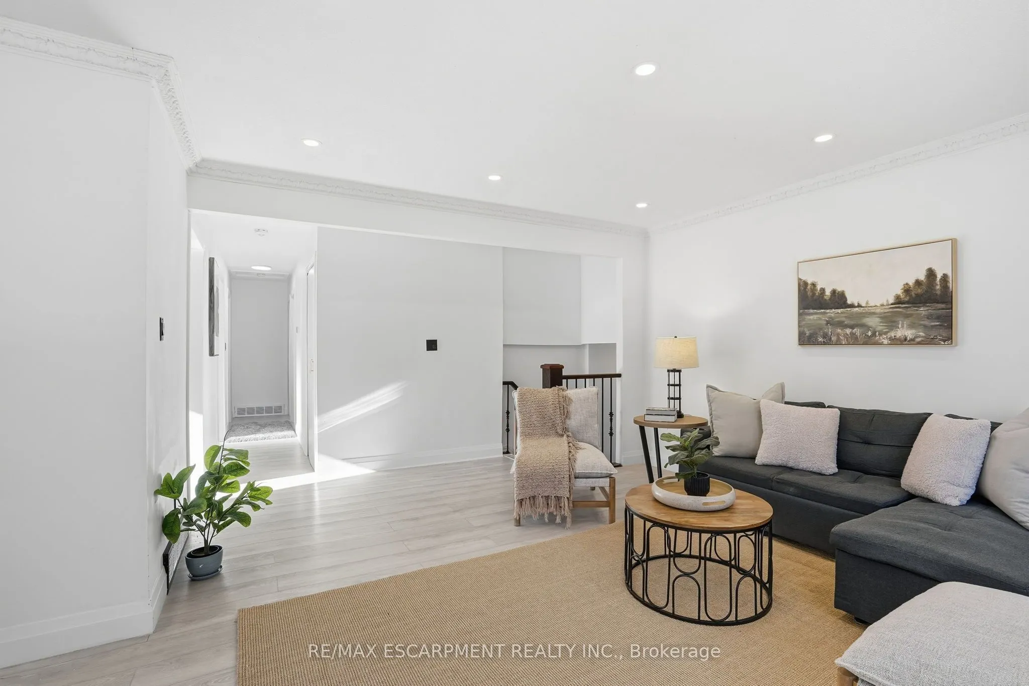 84 Elgar Avenue