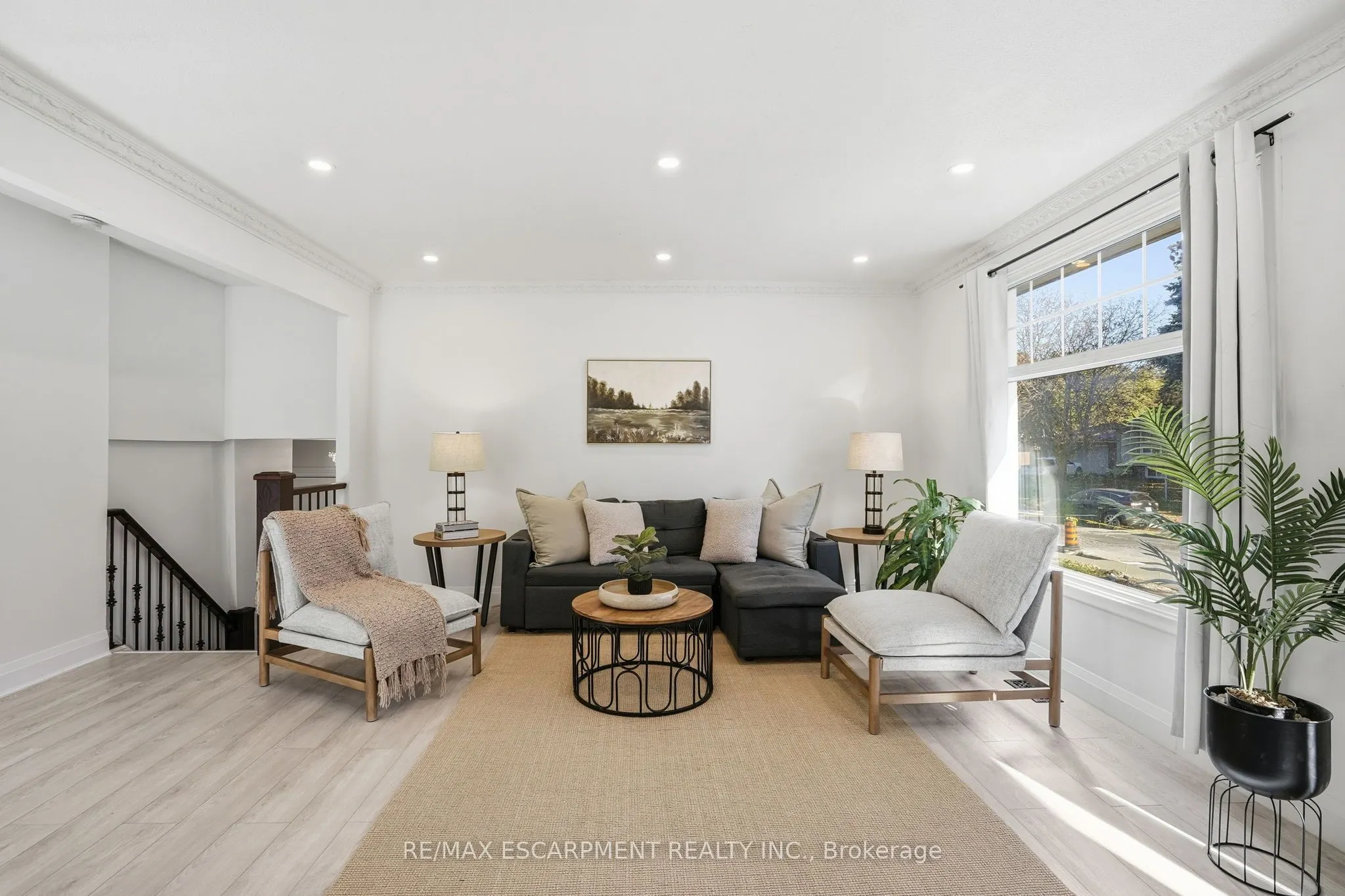 84 Elgar Avenue
