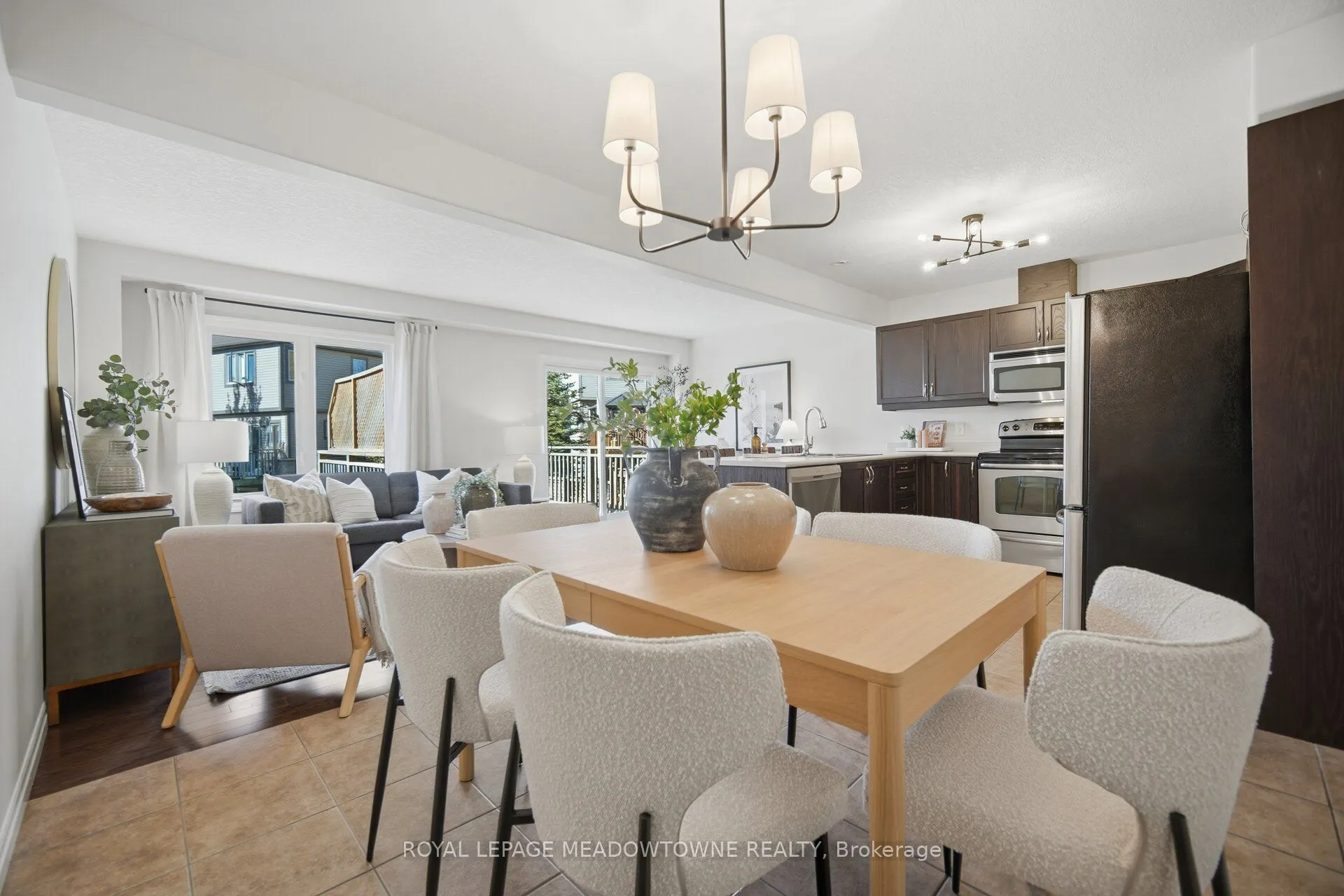 507 Windflower Crescent