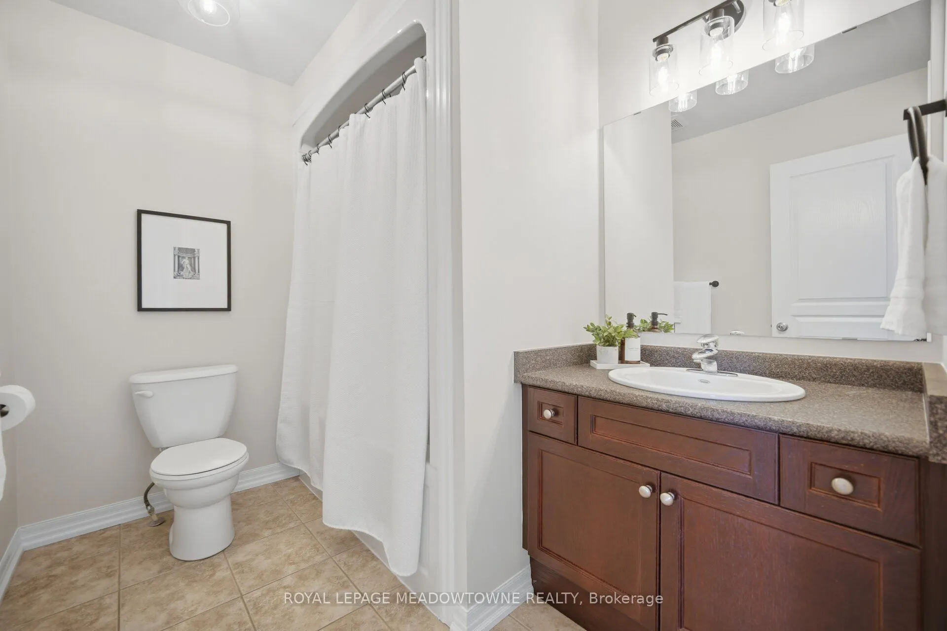 507 Windflower Crescent