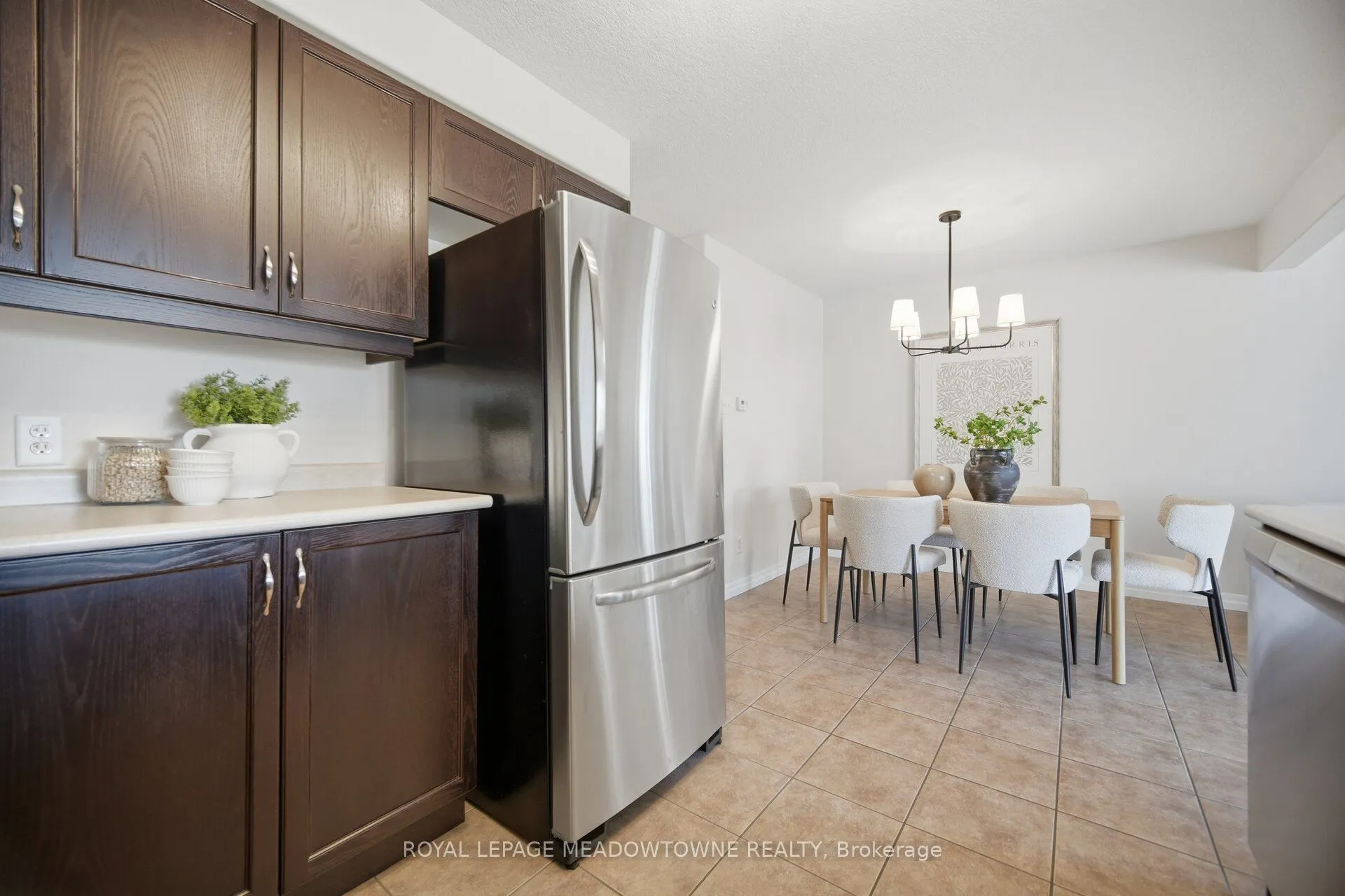 507 Windflower Crescent