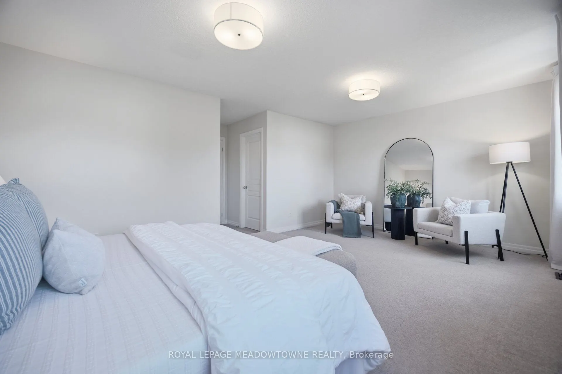 507 Windflower Crescent