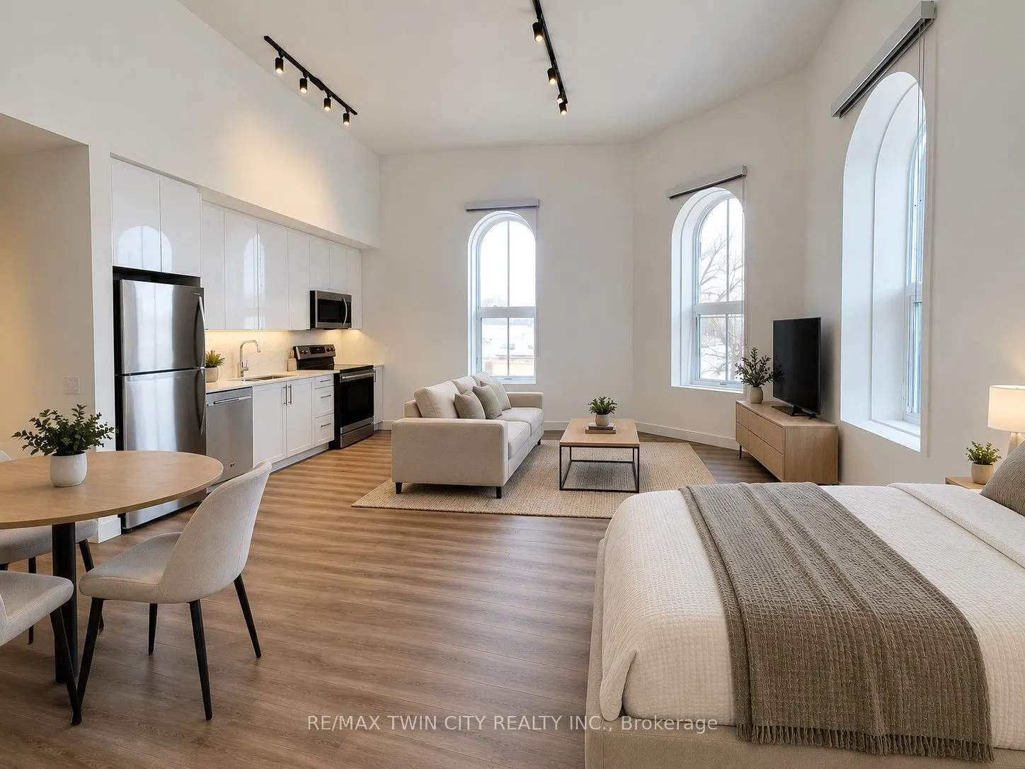 75 Huron Street #205