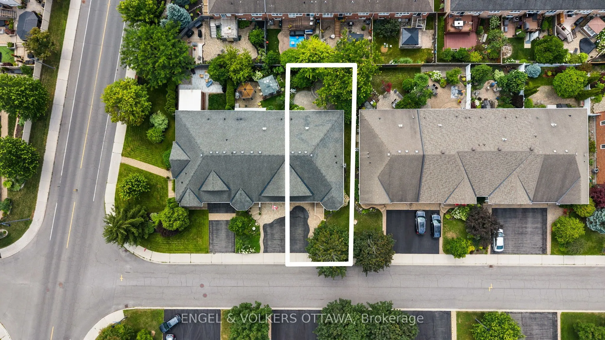 205 Cairnsmore Circle