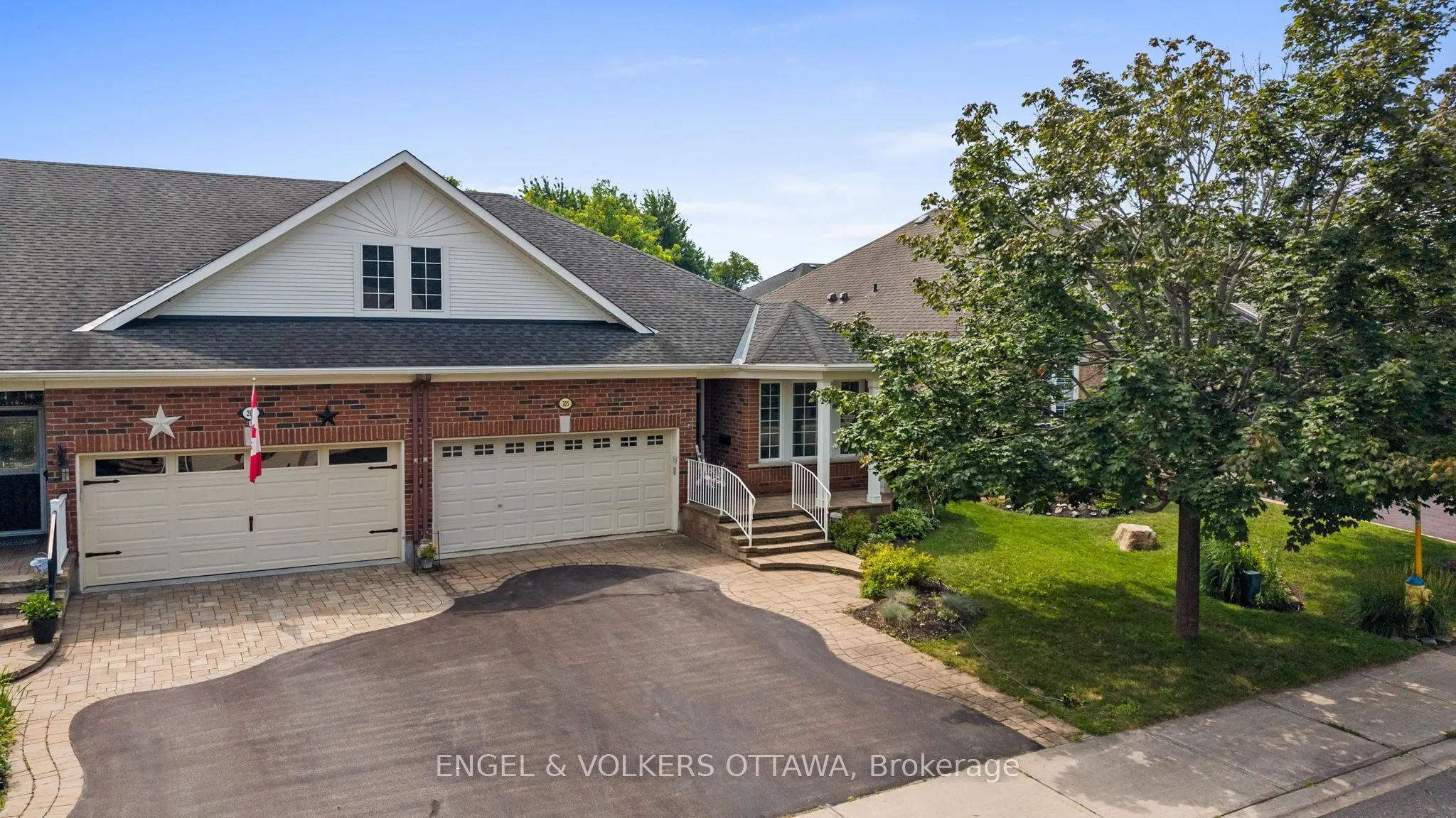 205 Cairnsmore Circle