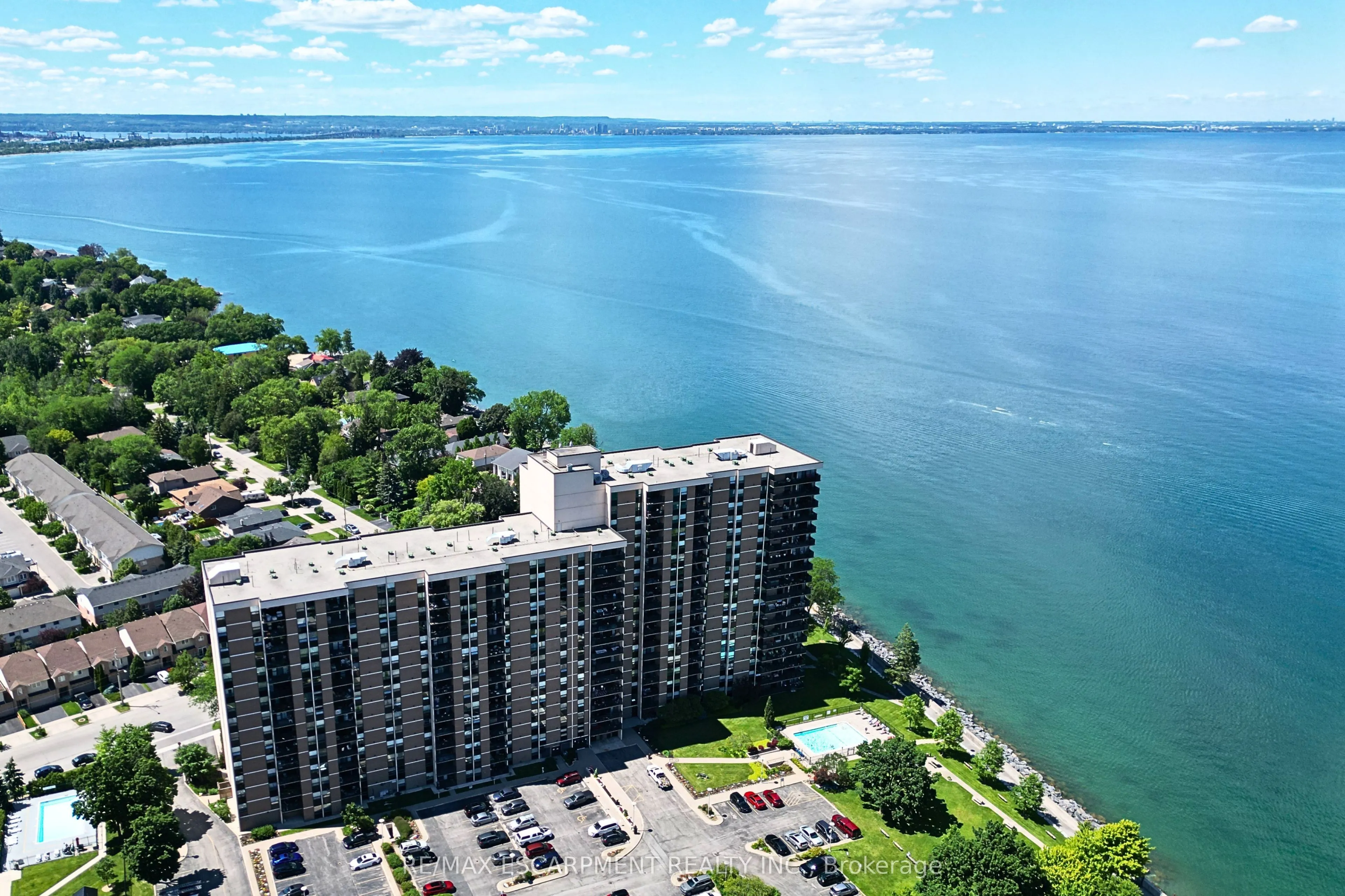 500 Green Road #1118