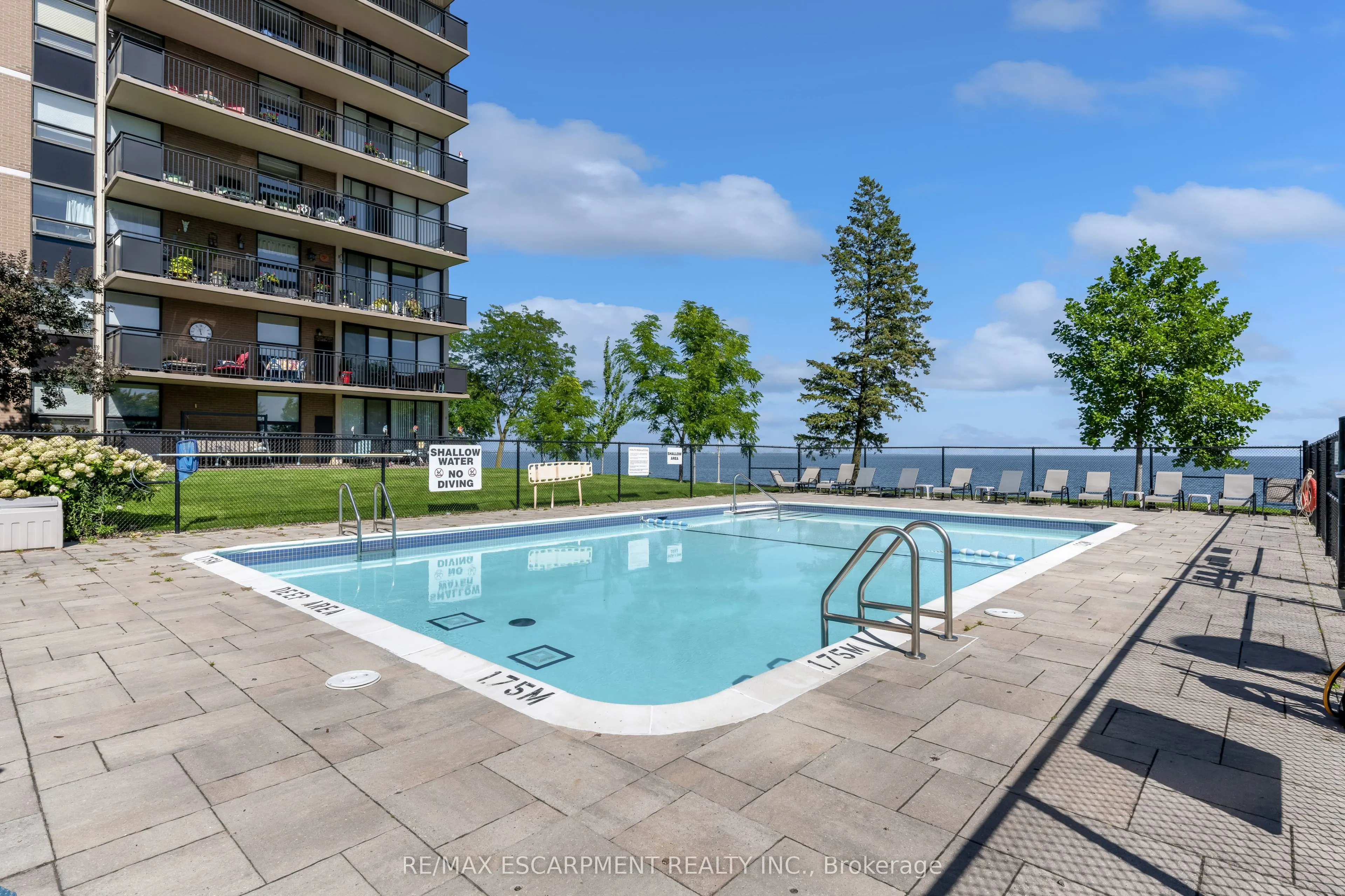 500 Green Road #1118