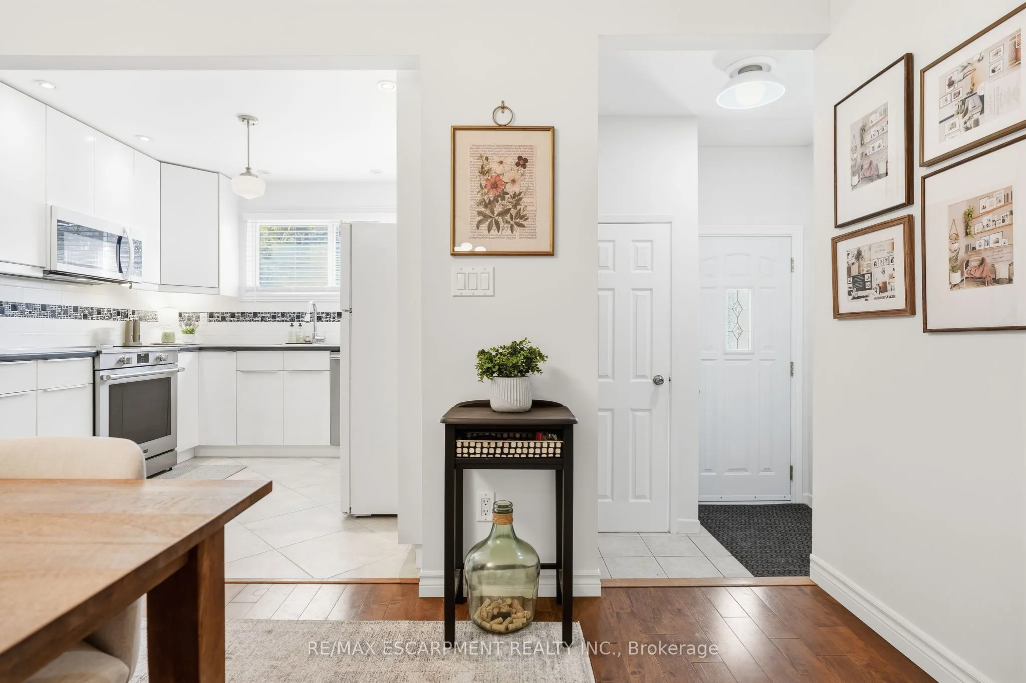 1550 Garth Street #17