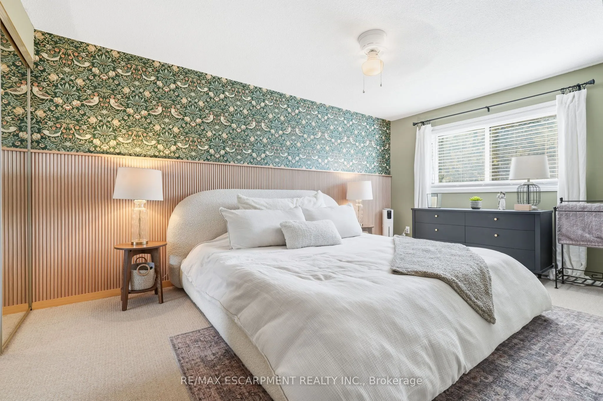 1550 Garth Street #17