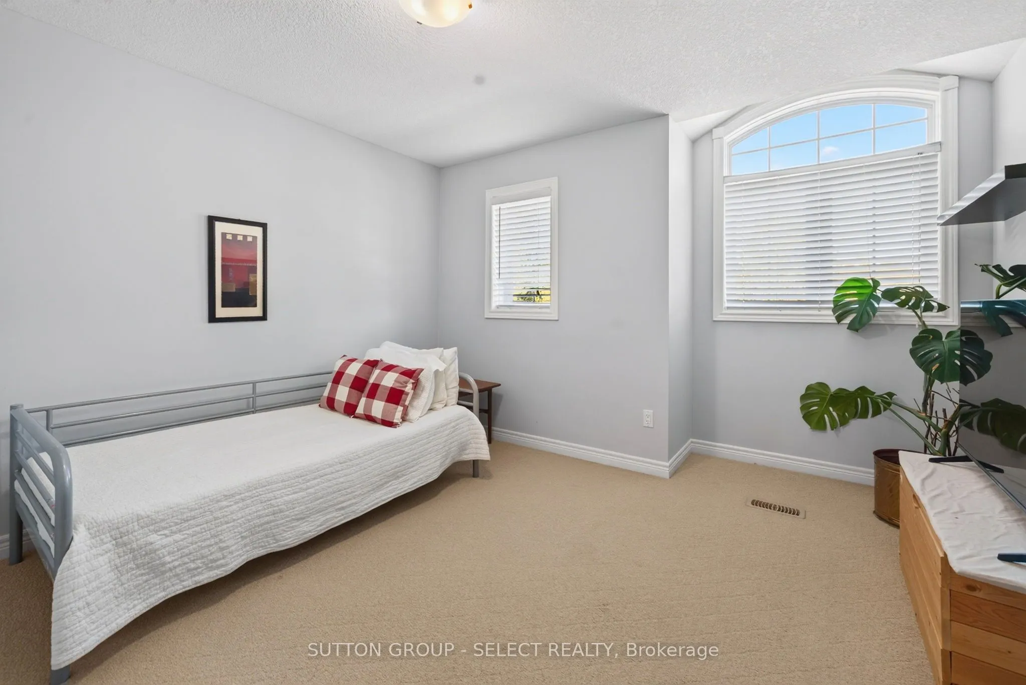 563 Firefly Drive