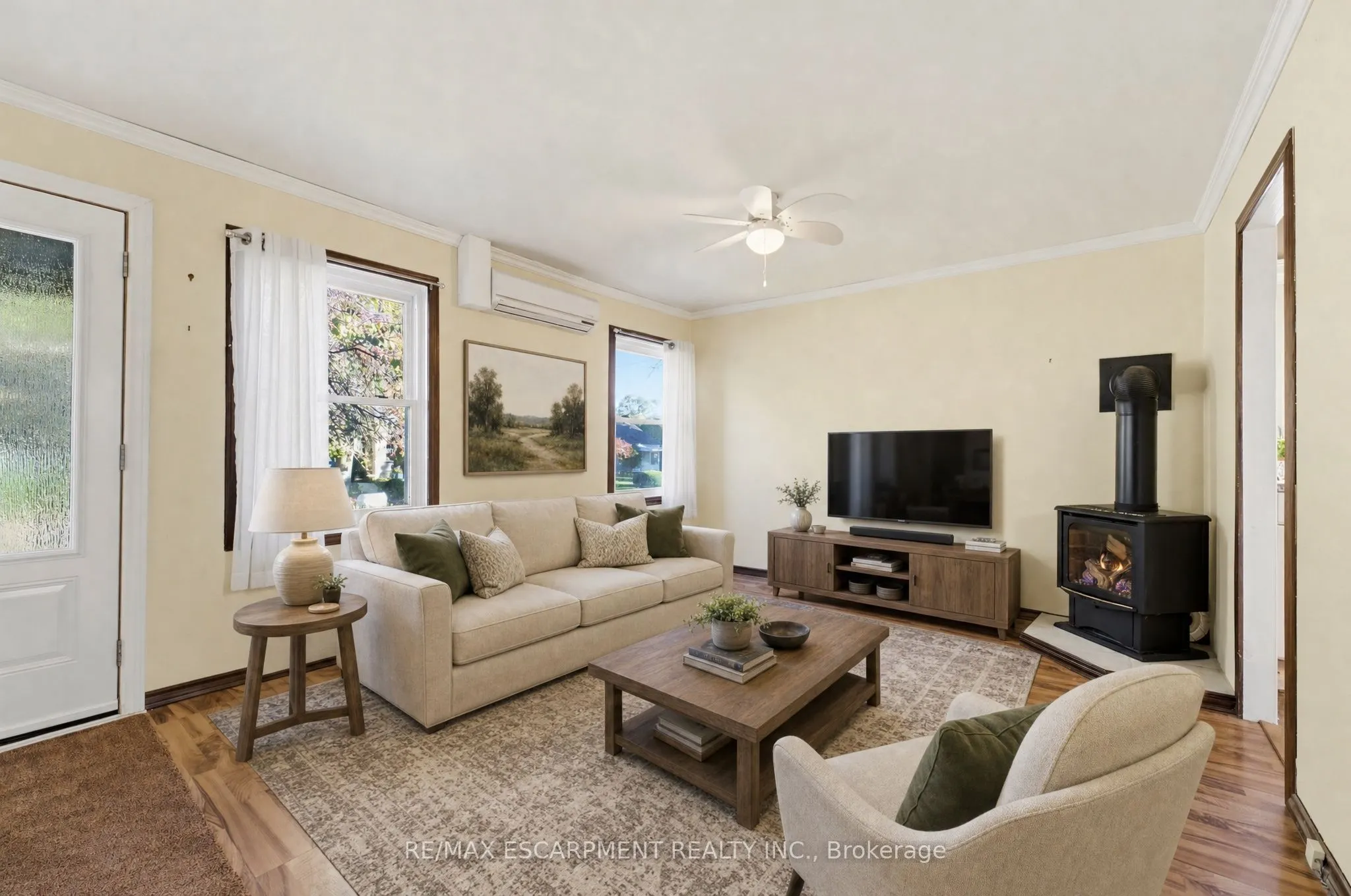 9 Spencer Avenue