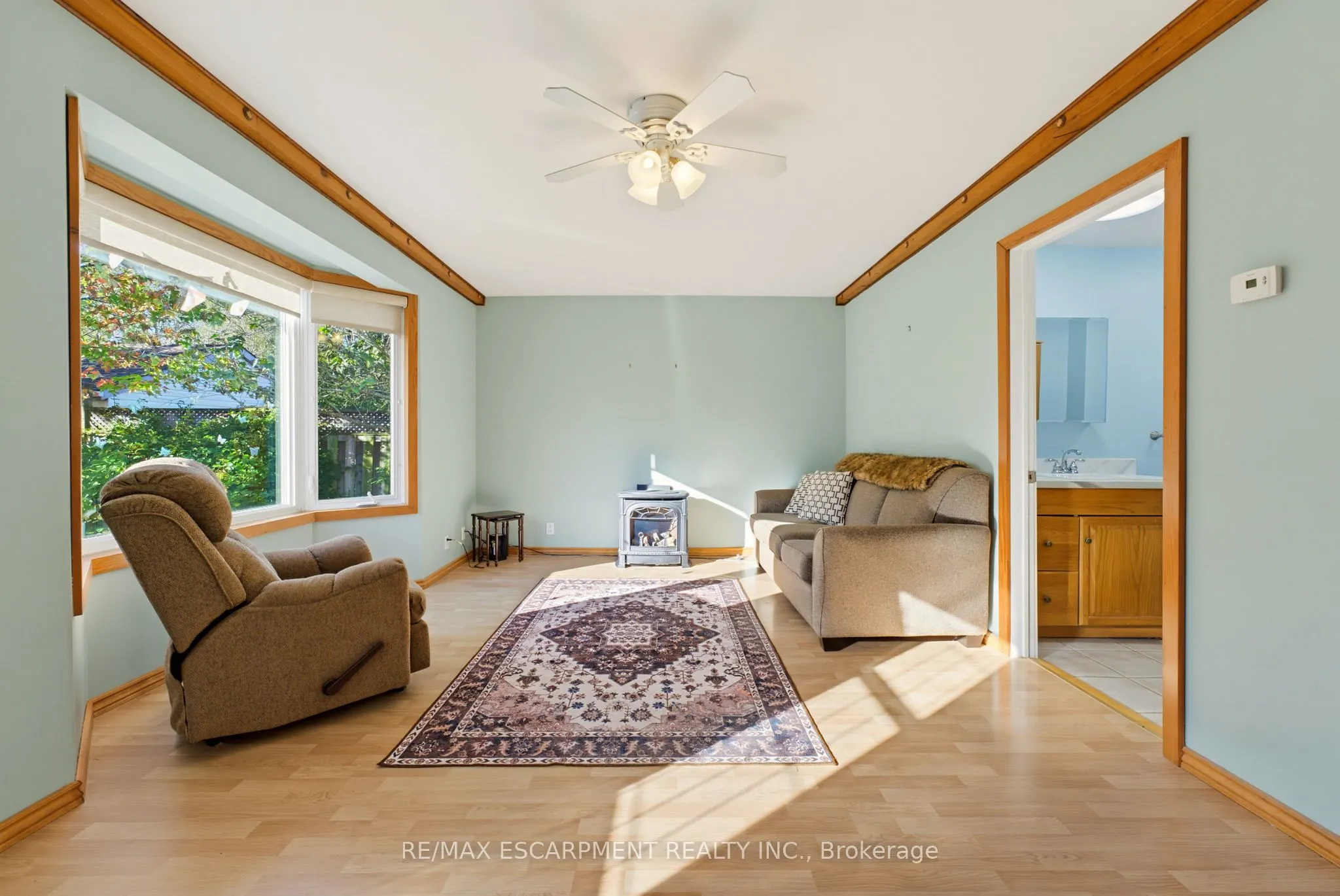 9 Spencer Avenue