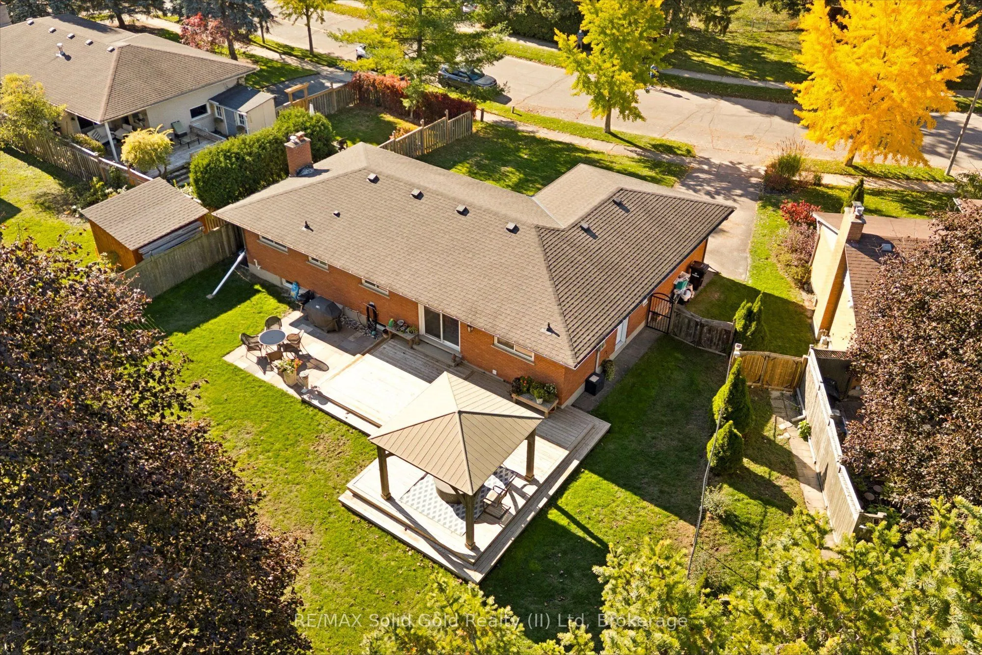 18 Evelyn Crescent