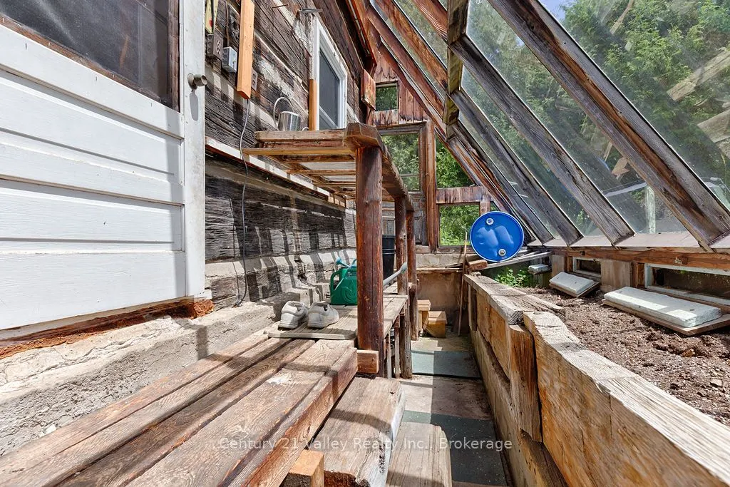 154 Mccauley Mountain Road
