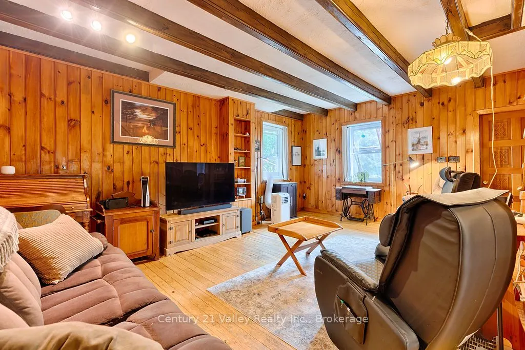 154 Mccauley Mountain Road