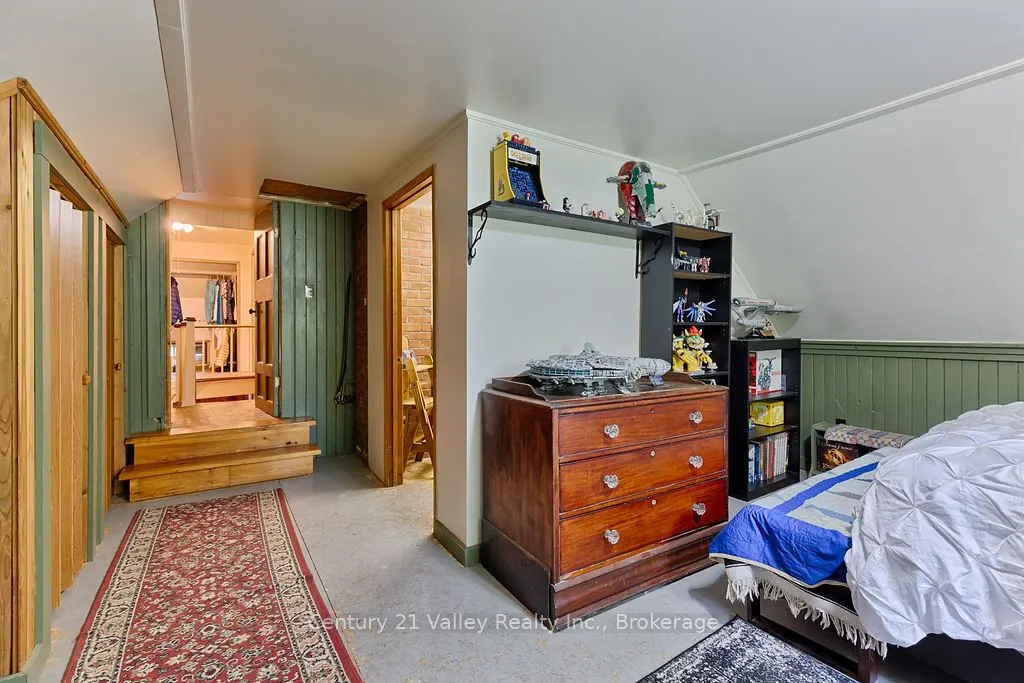 154 Mccauley Mountain Road