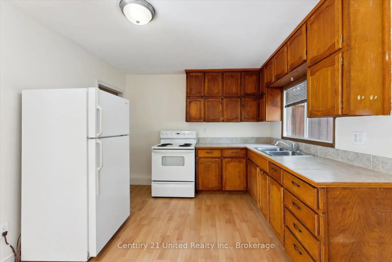 556 Edison Avenue #B