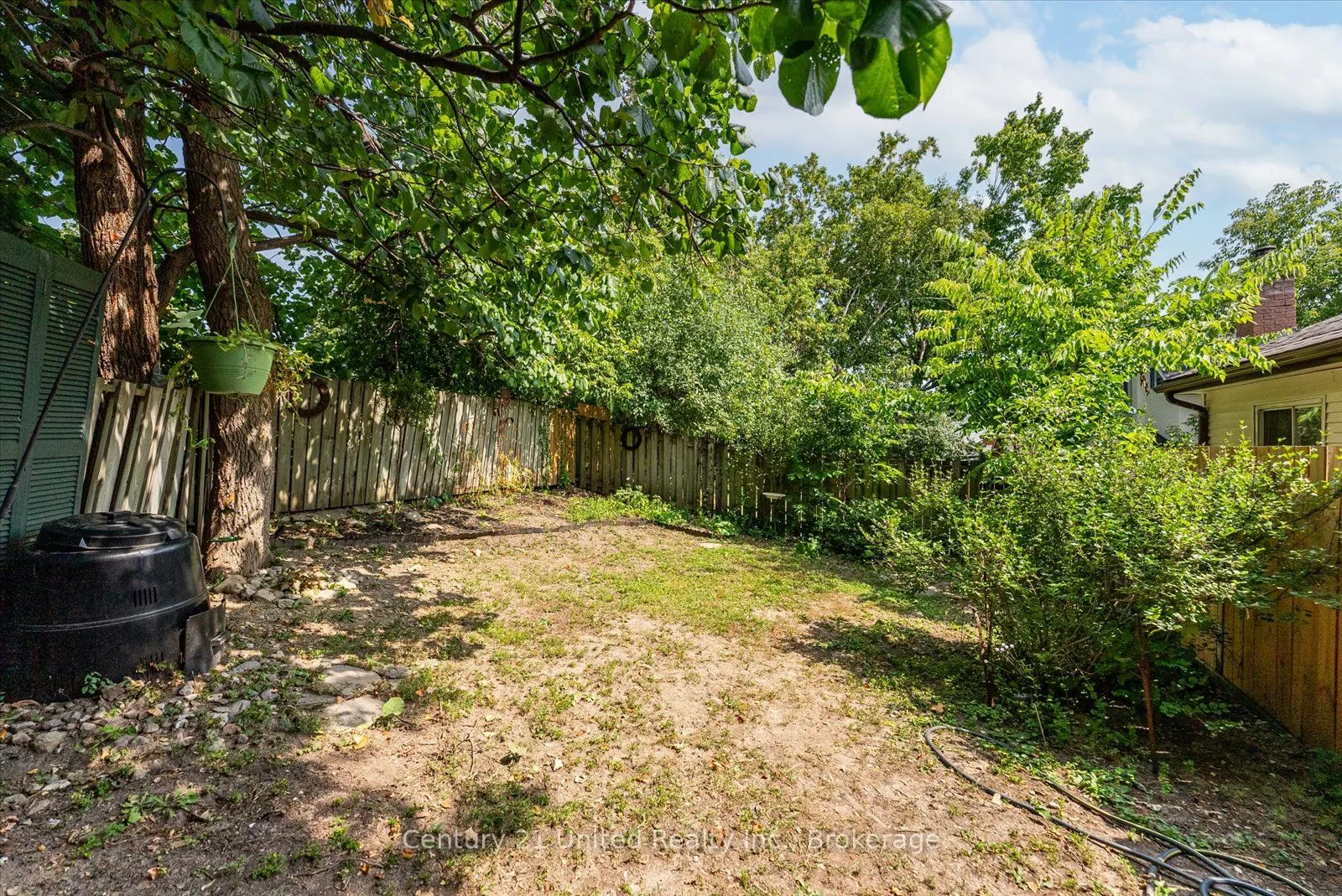 556 Edison Avenue #B