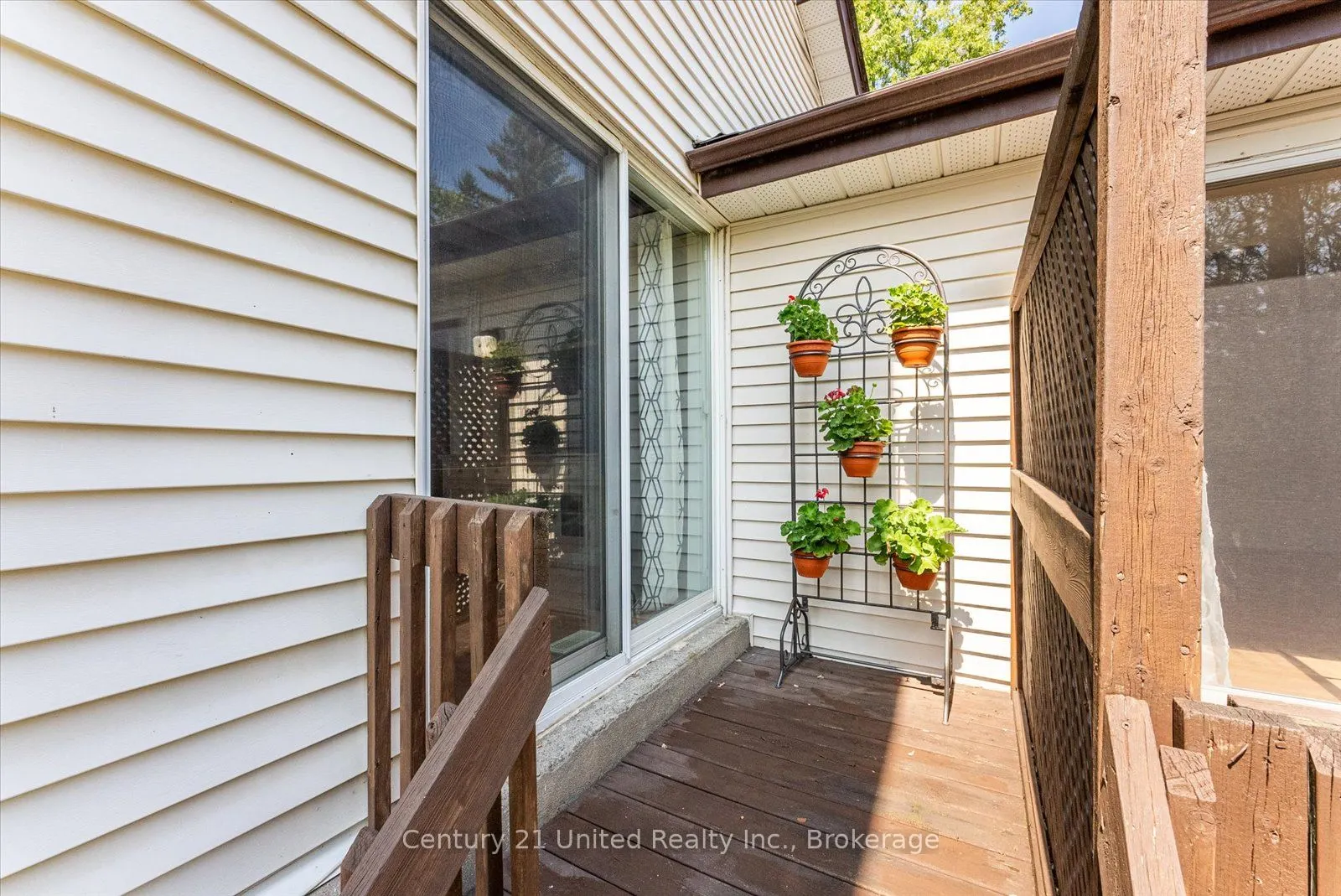 556 Edison Avenue #B
