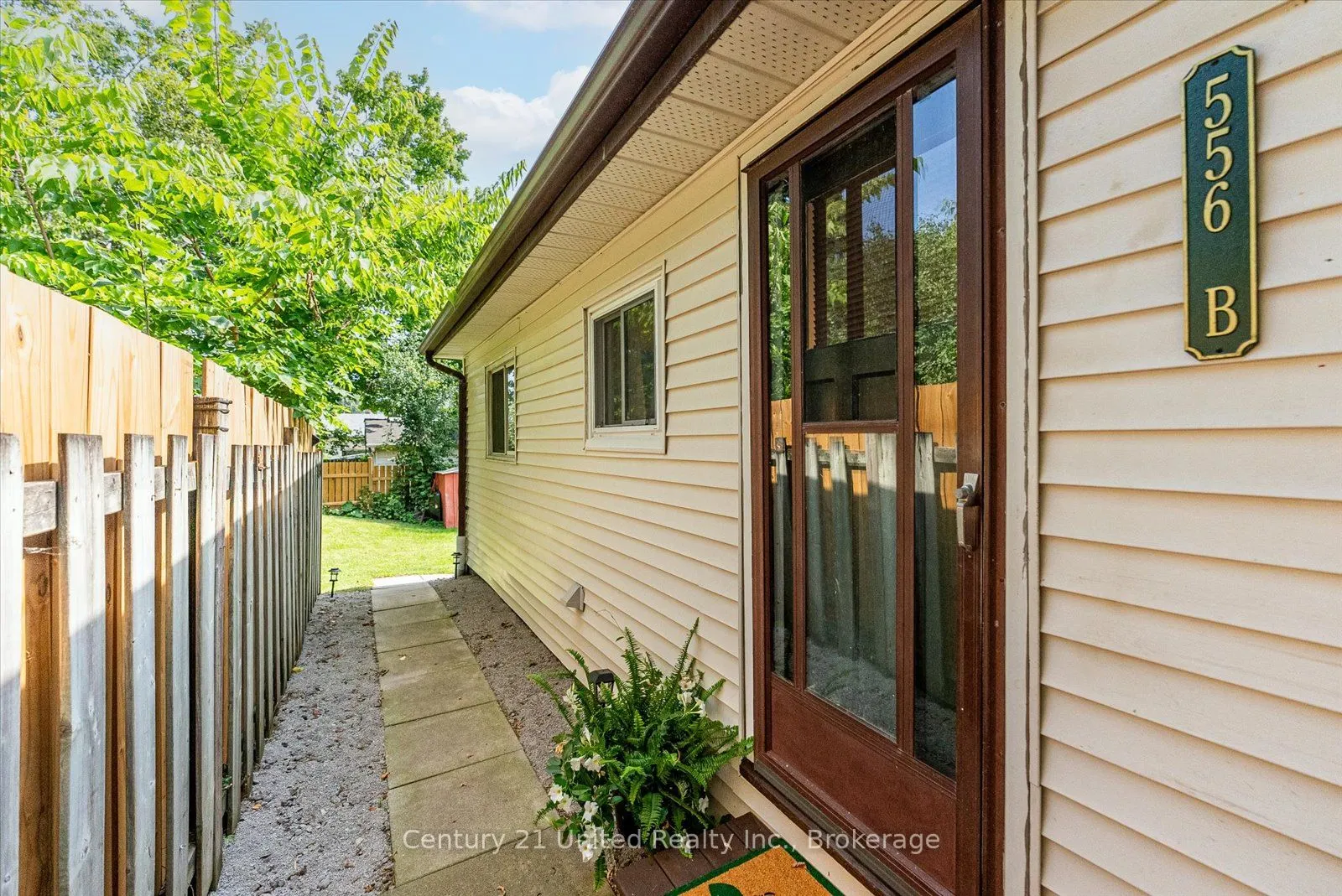 556 Edison Avenue #B