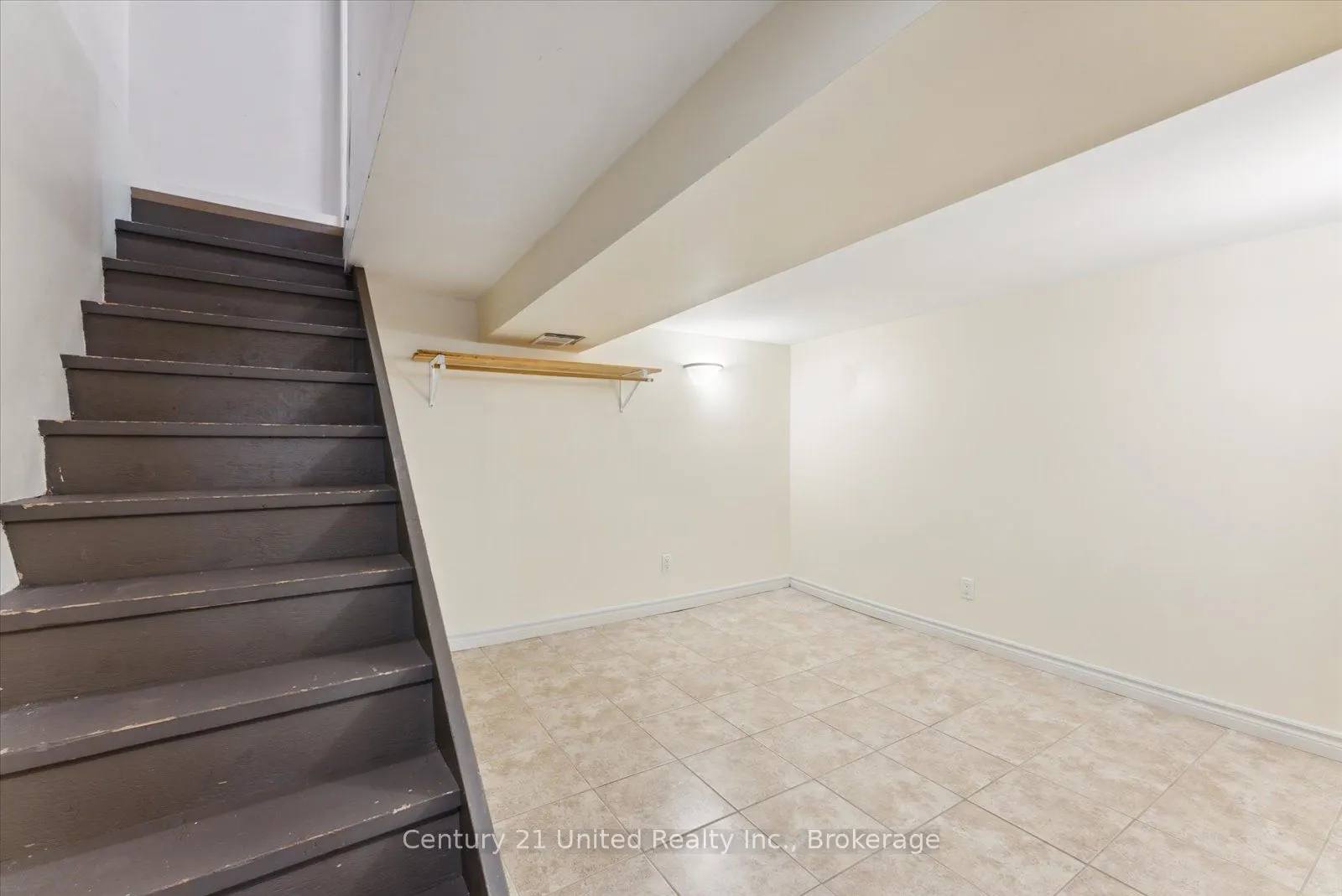 556 Edison Avenue #B