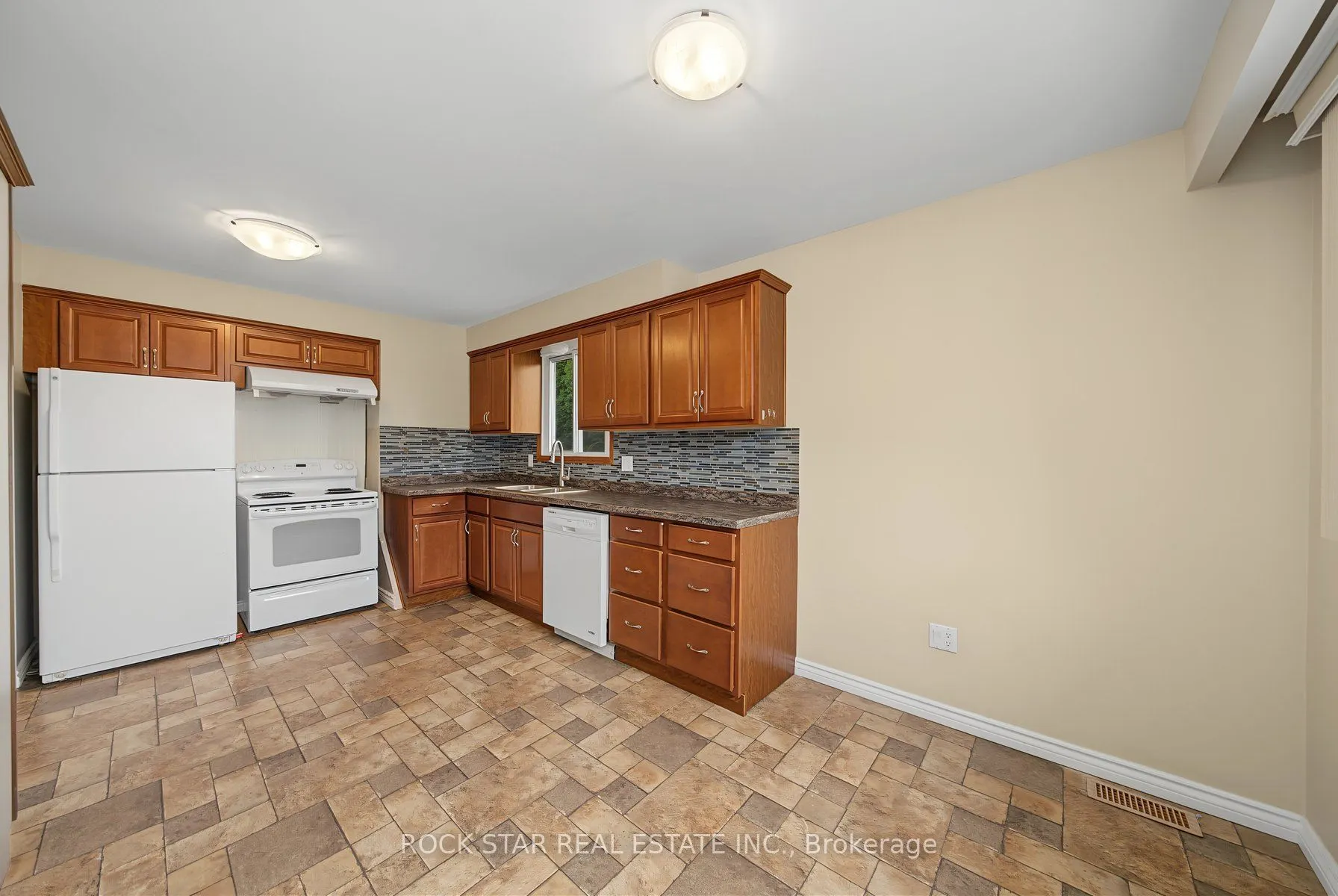 59 Aterno Drive #Main