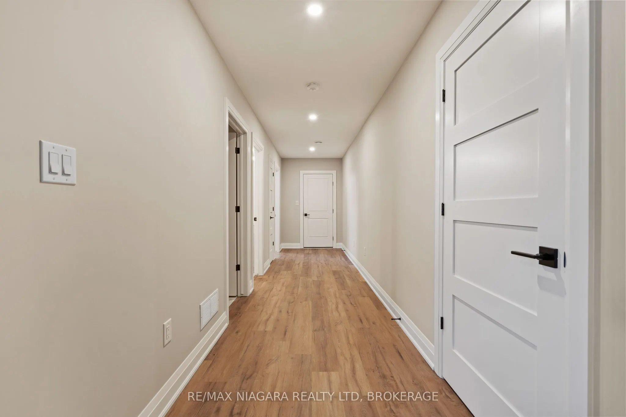9 Primrose Street #13