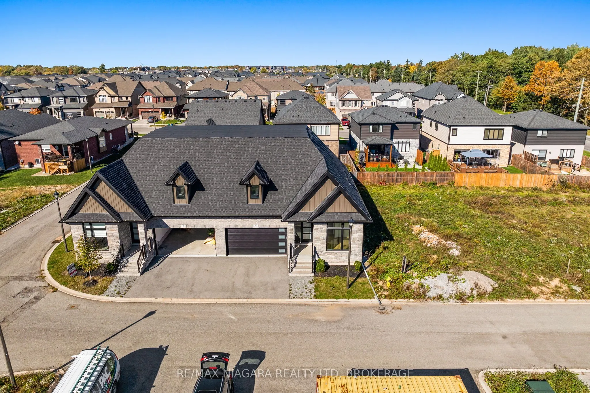 9 Primrose Street #13