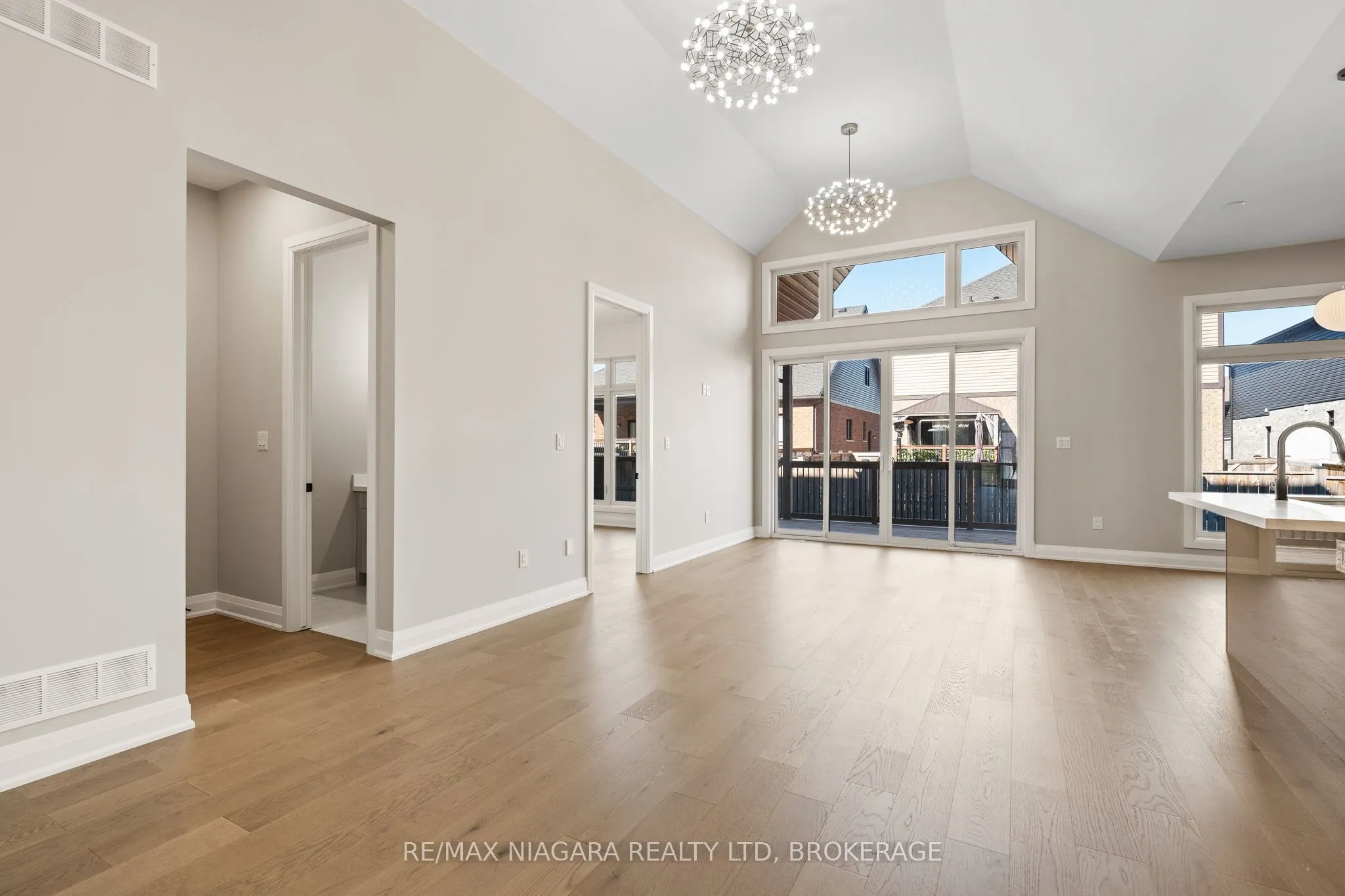 9 Primrose Street #13