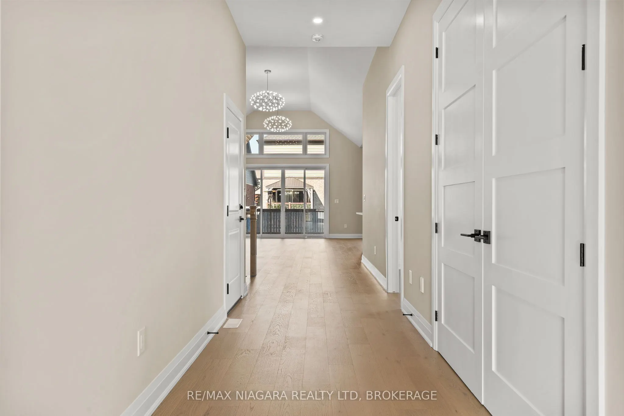 9 Primrose Street #13