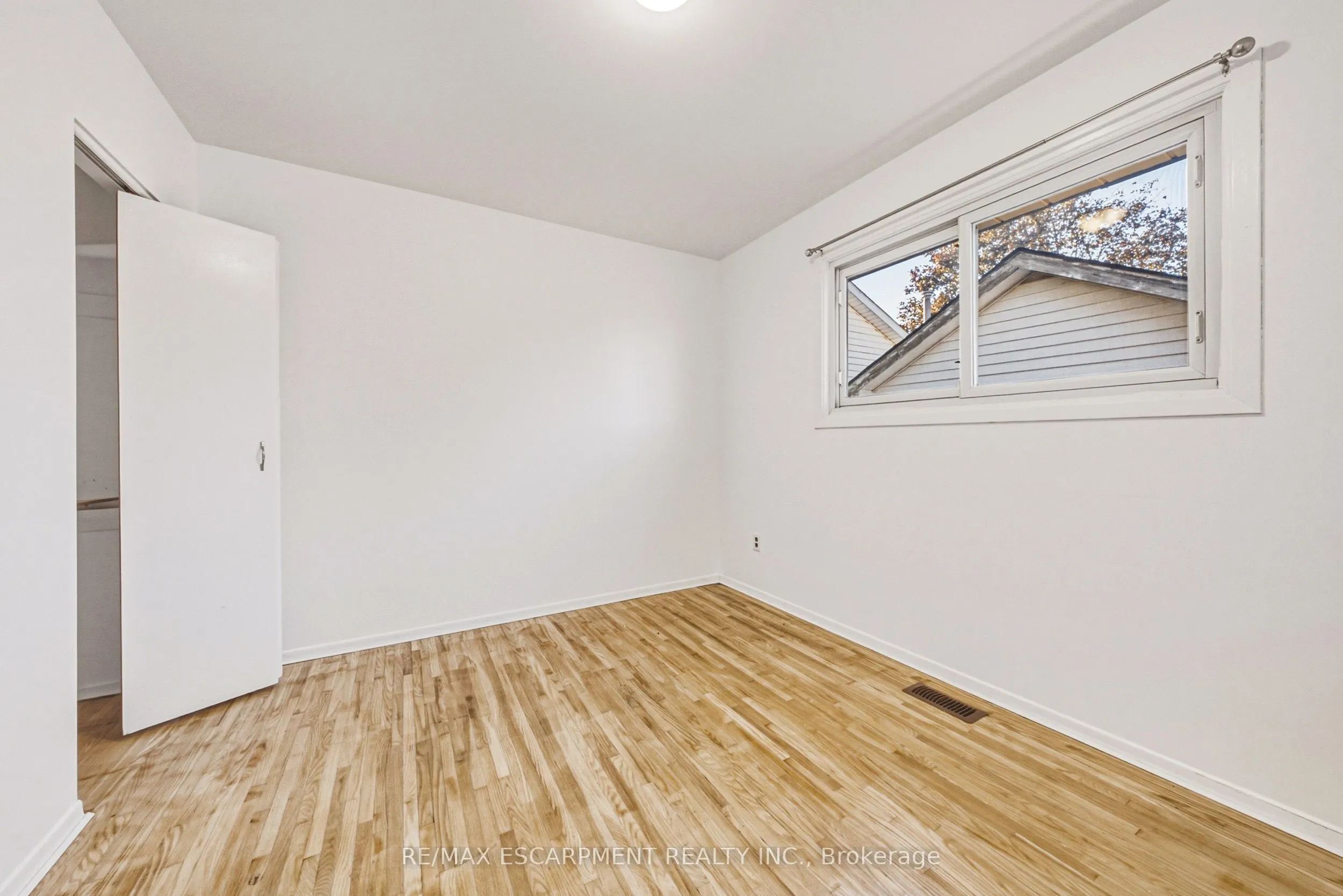 928 Upper Gage Avenue